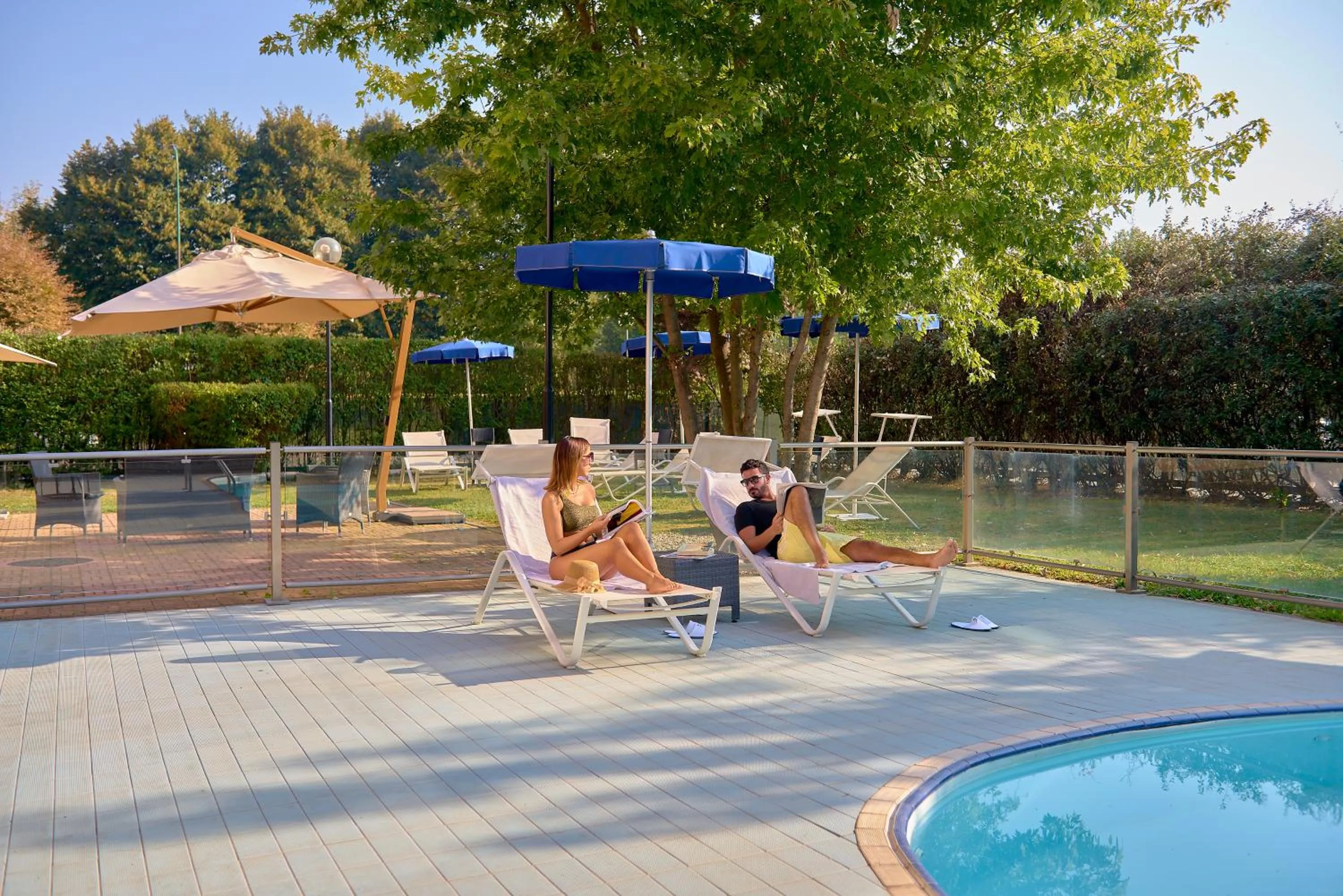 Swimming pool in Novotel Torino Corso Giulio Cesare