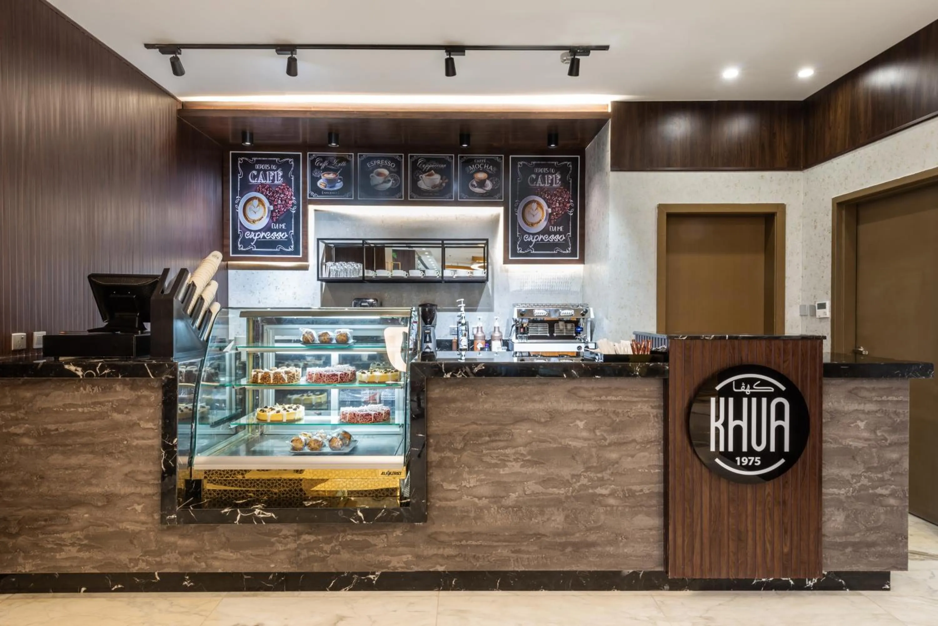 Lounge or bar in Warwick Riyadh Al Wezarat