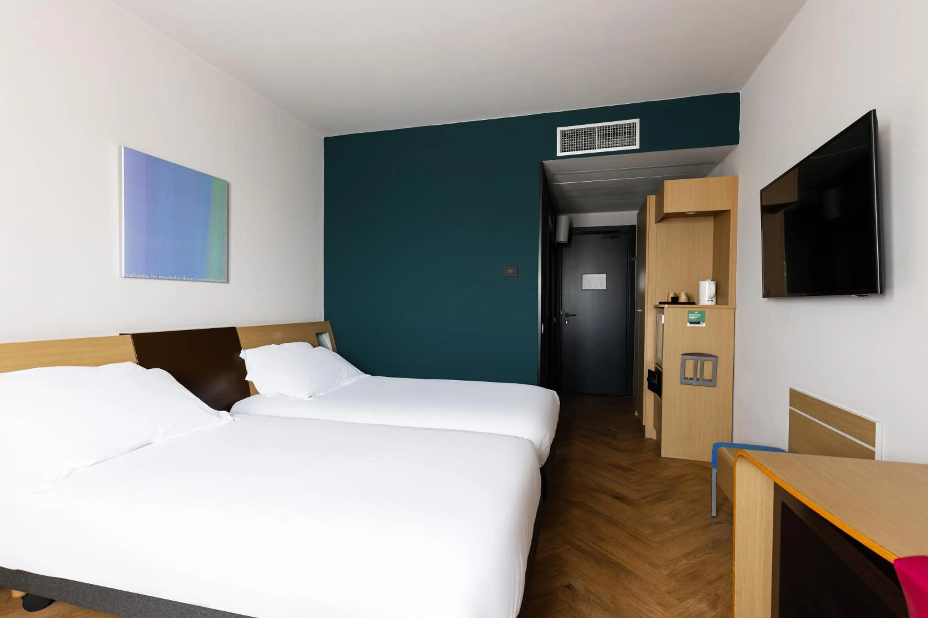 Bedroom, Bed in Novotel Caserta Sud