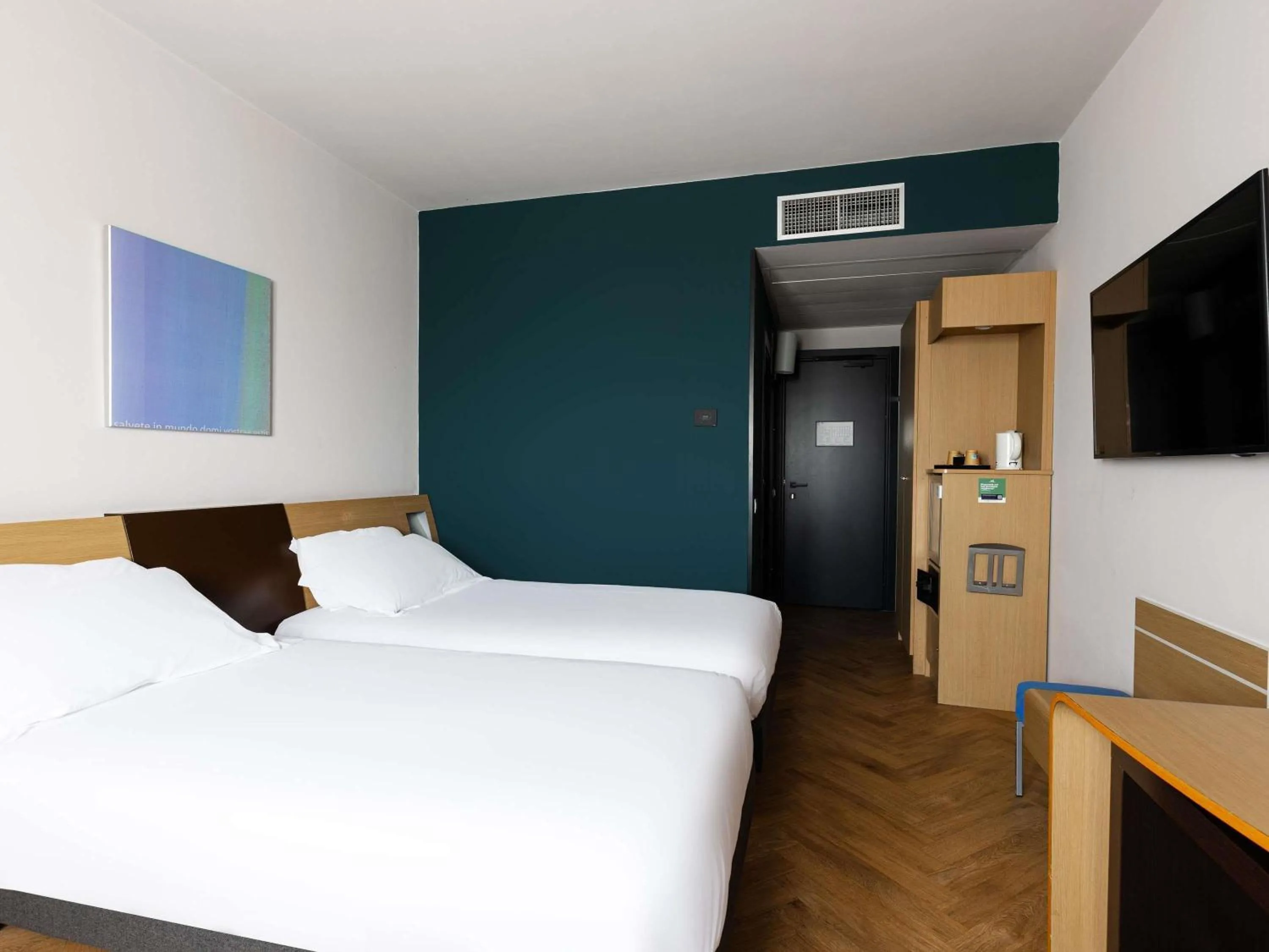 Bedroom, Bed in Novotel Caserta Sud