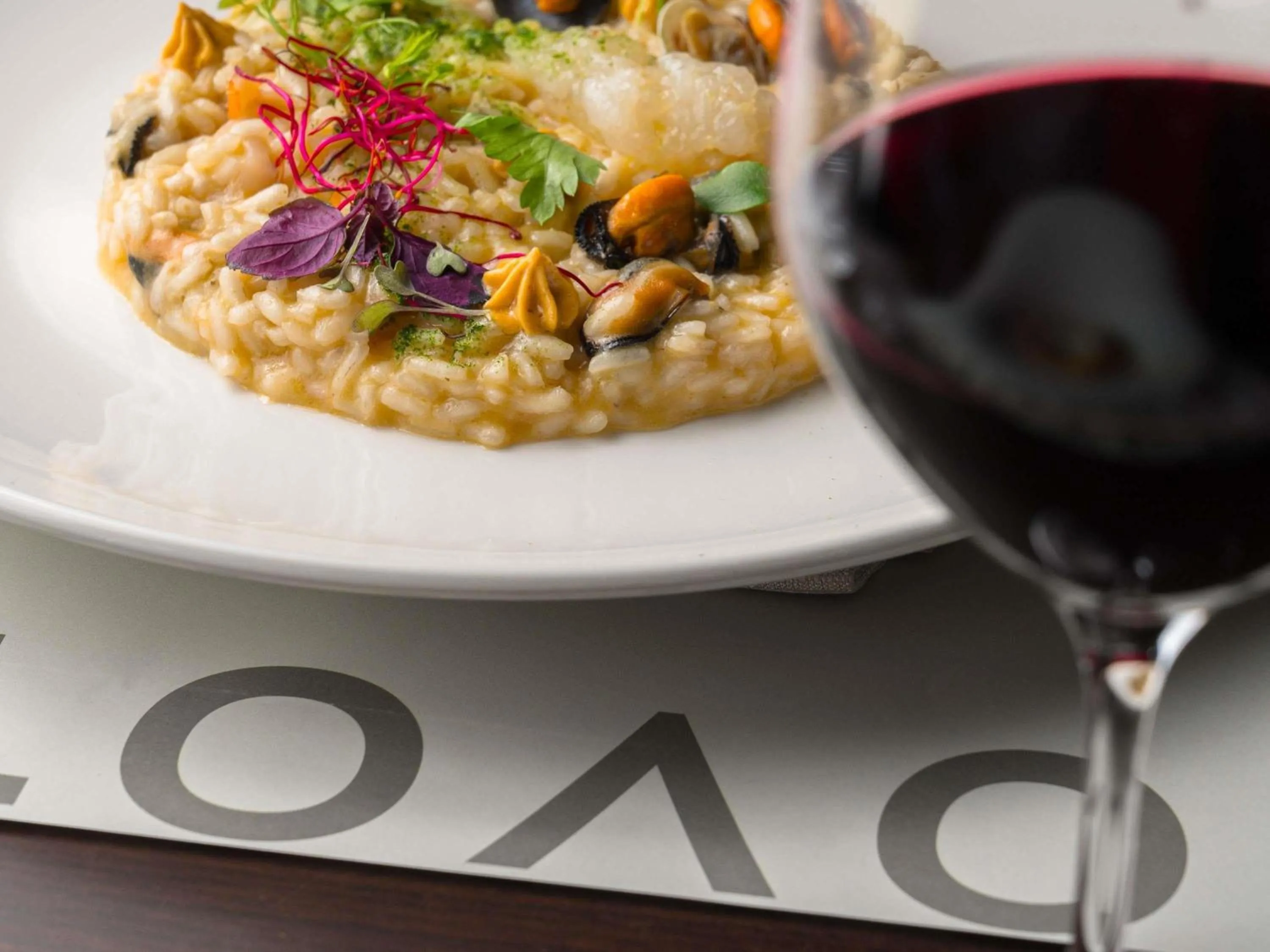 Restaurant/places to eat in Novotel Caserta Sud