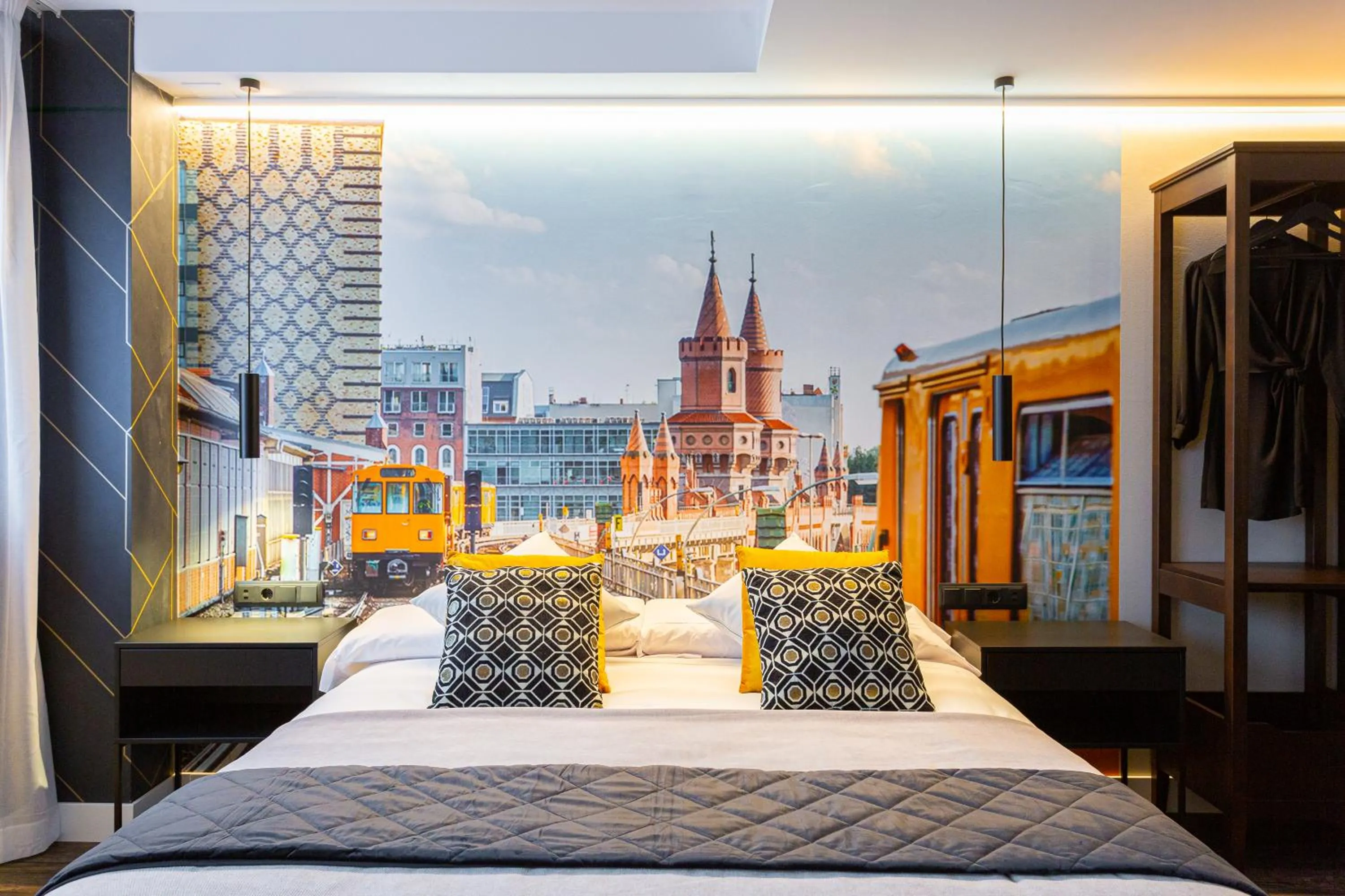 Fly Rooms Madrid Airport