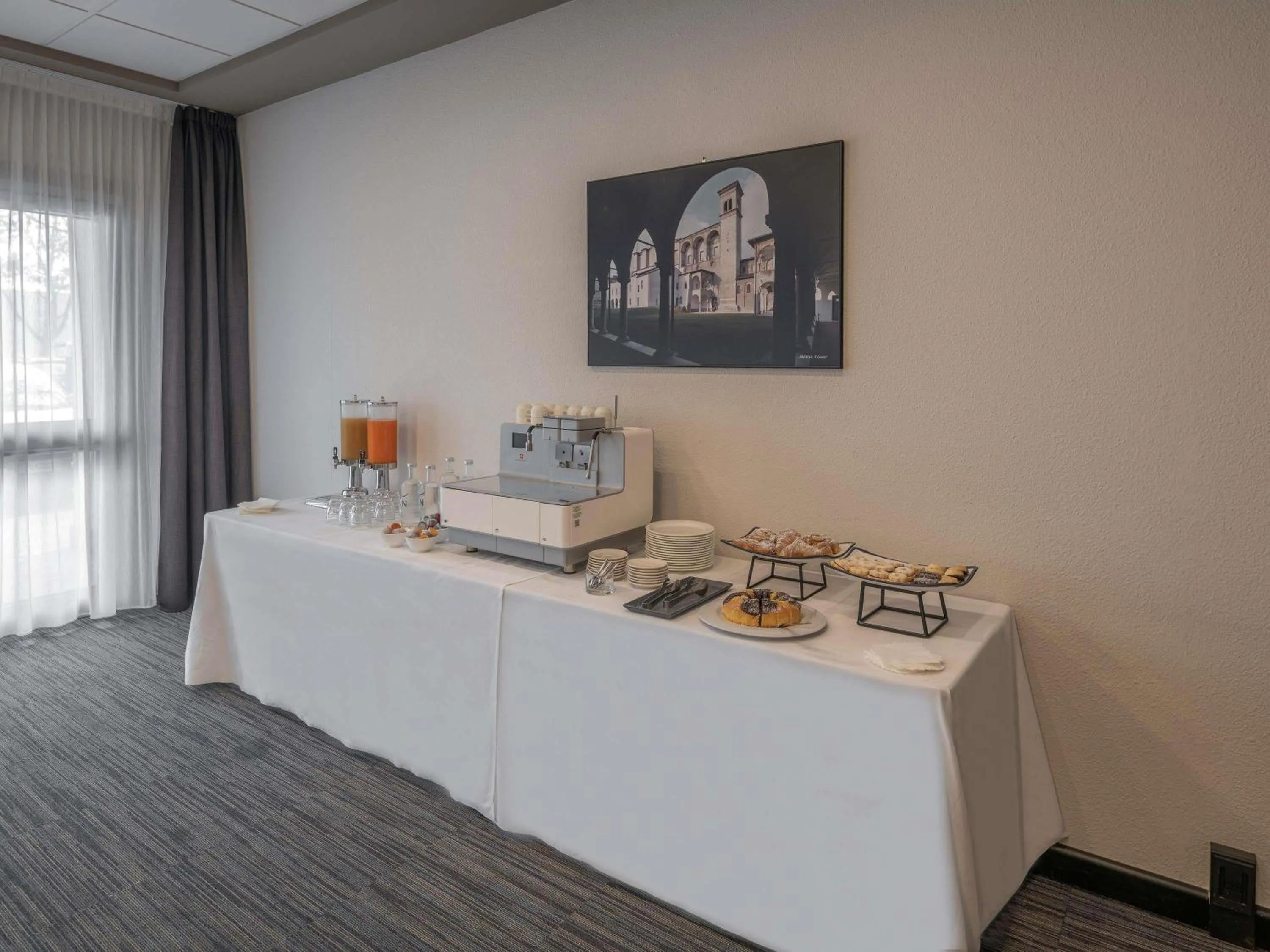 Meeting/conference room in Novotel Brescia Due