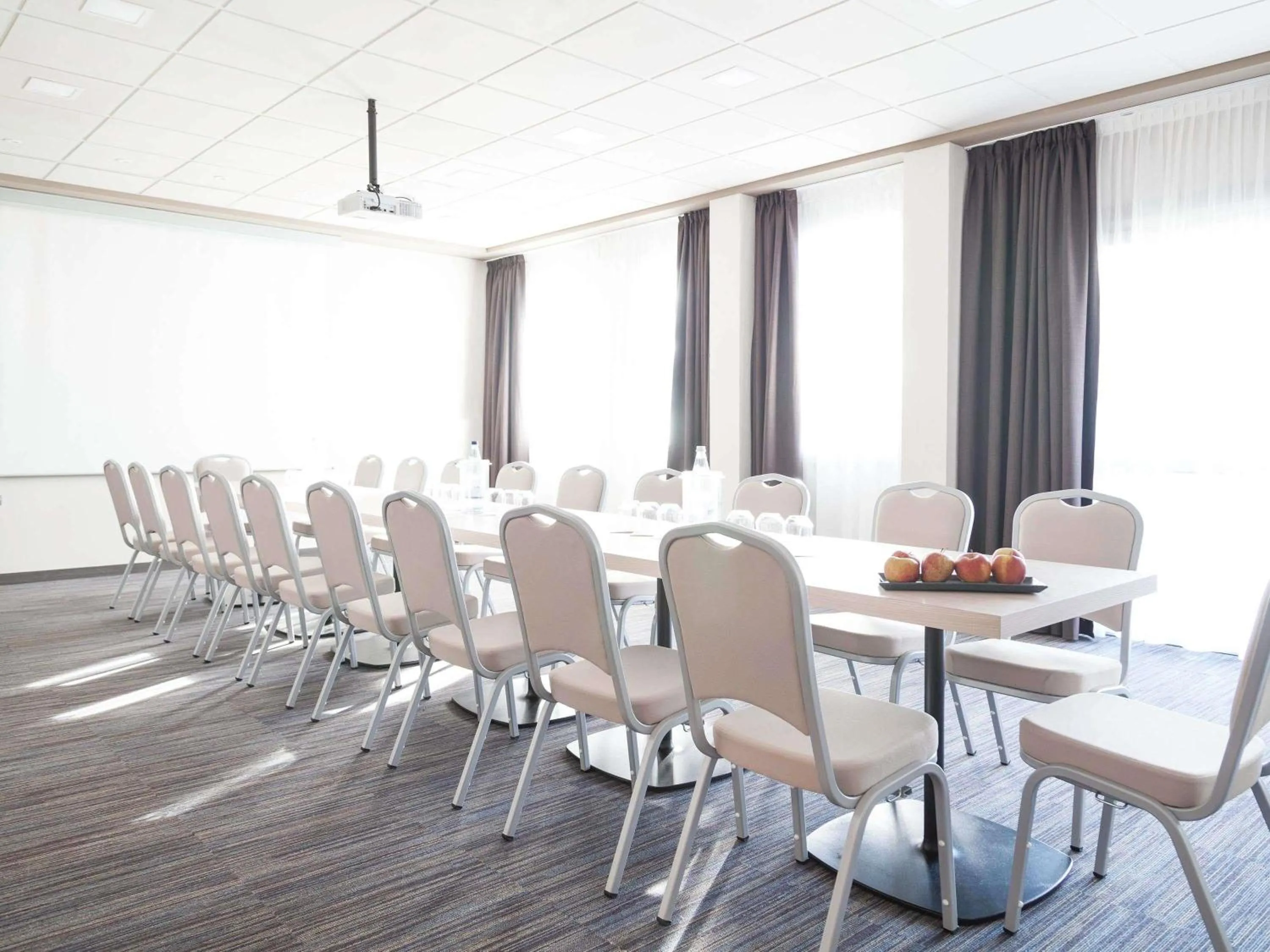 Meeting/conference room in Novotel Brescia Due