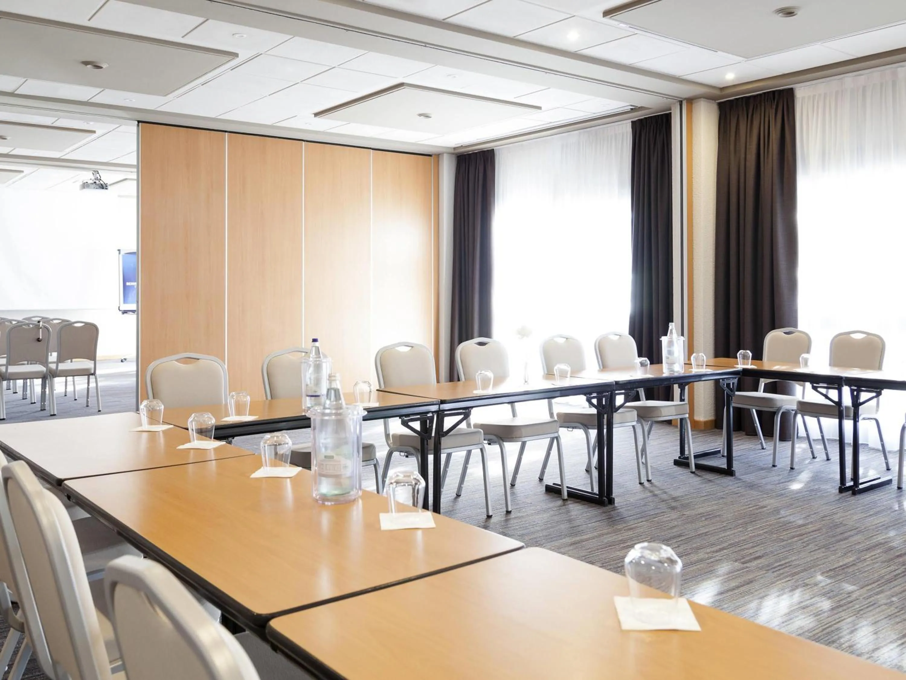 Meeting/conference room in Novotel Brescia Due