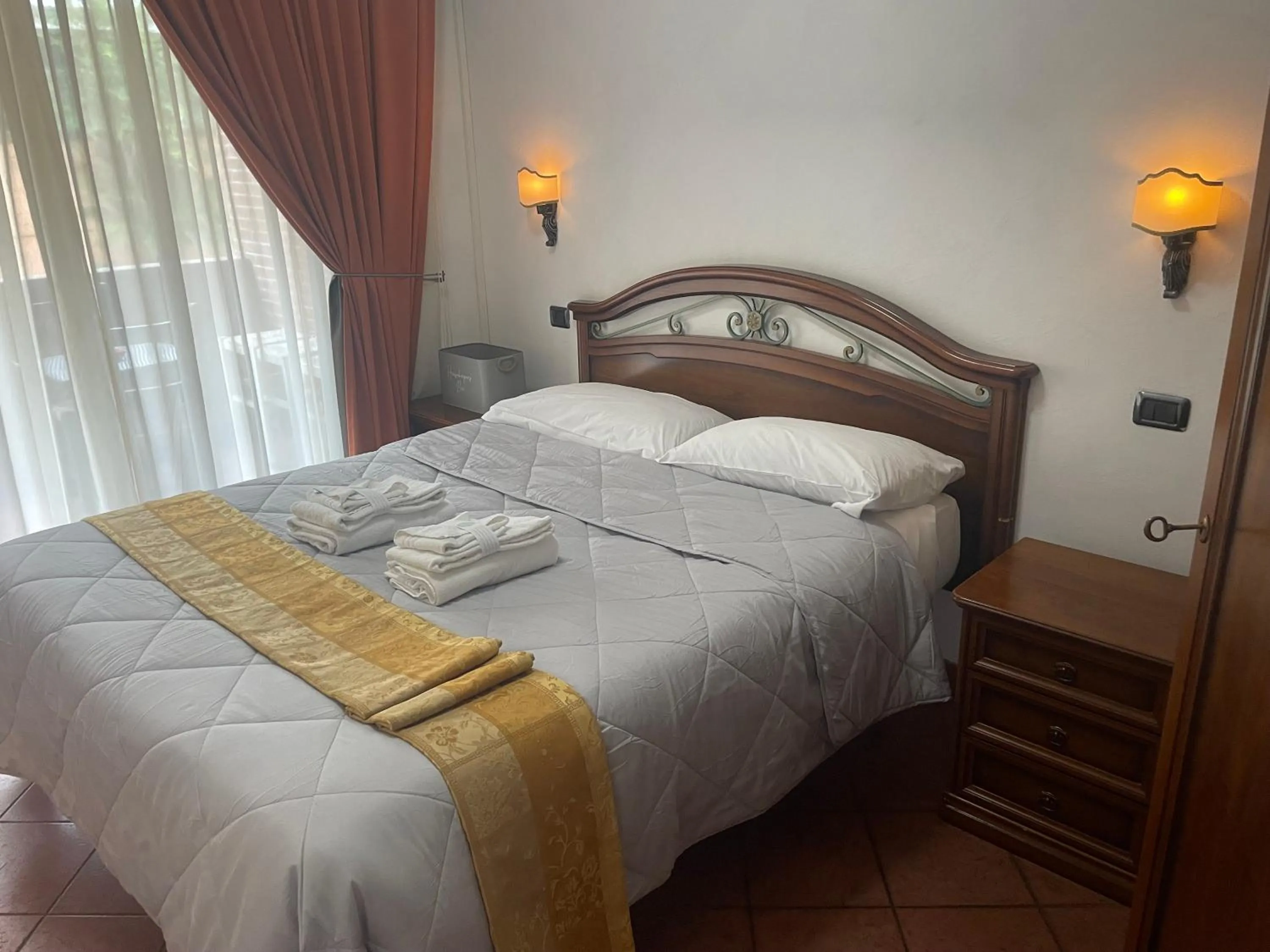 Bedroom, Bed in EURO HOUSE INN airport