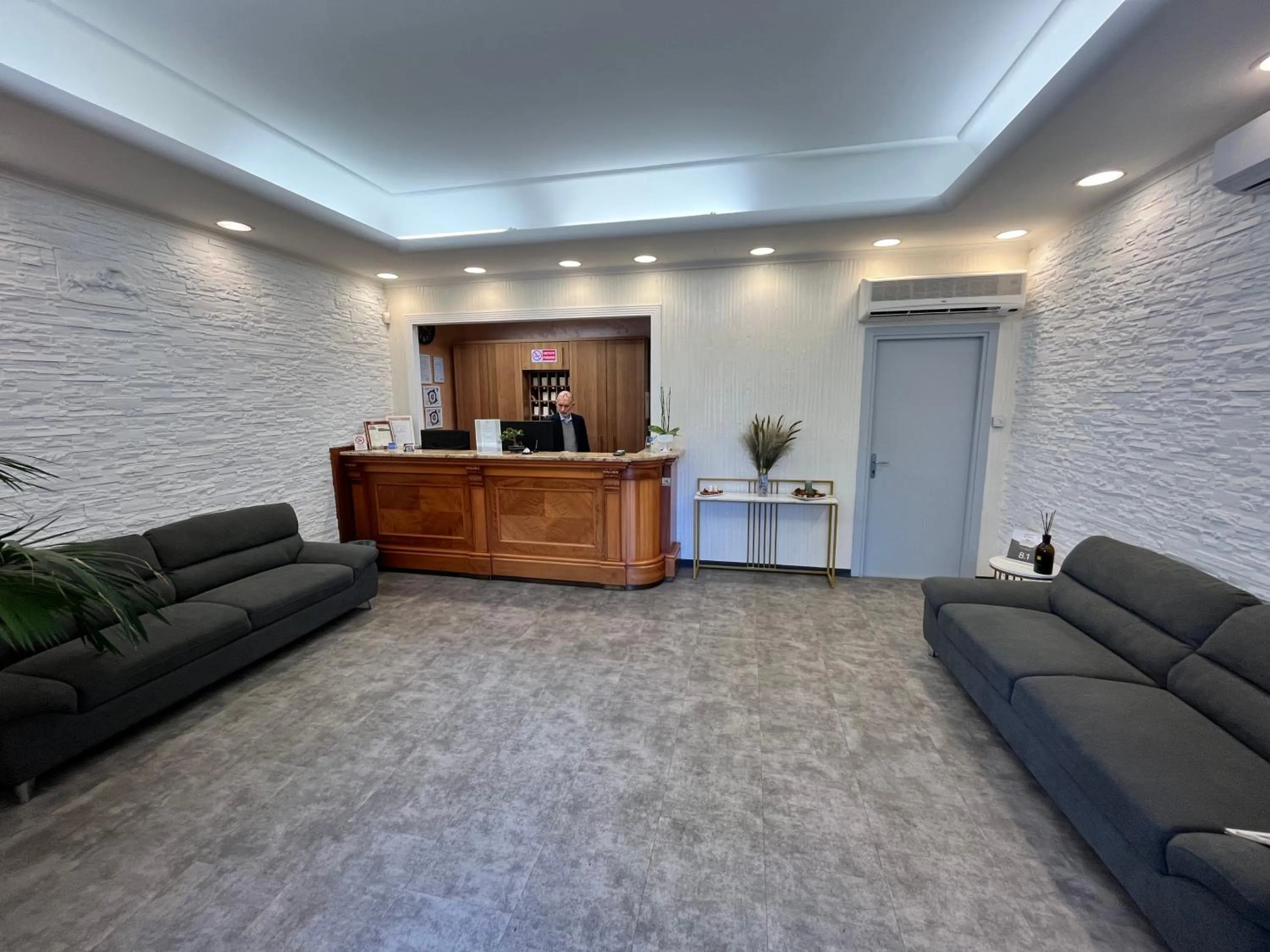 Lobby or reception in EH Suites Rome Airport Euro House Hotels