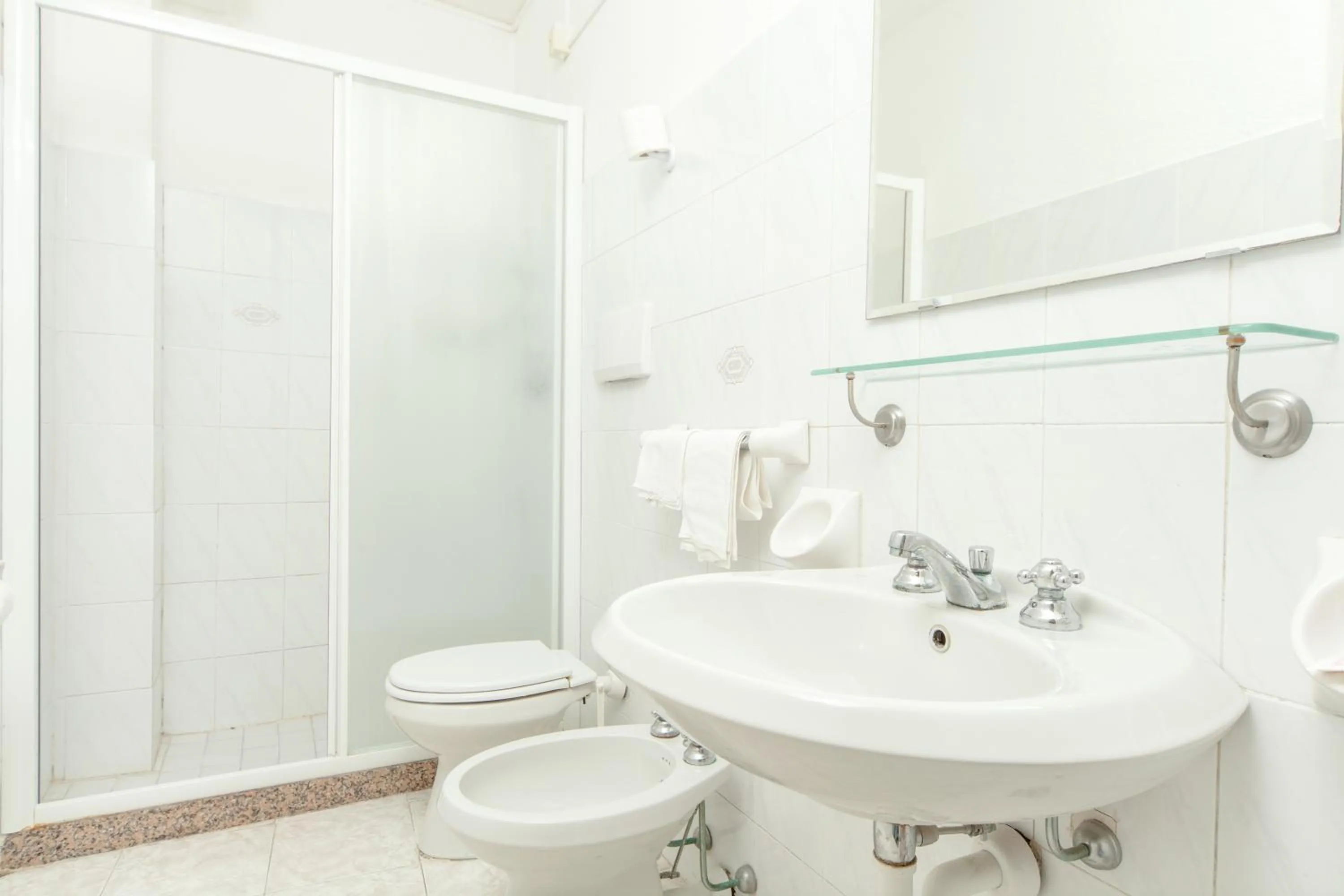 Bathroom in Hotel Ape Regina