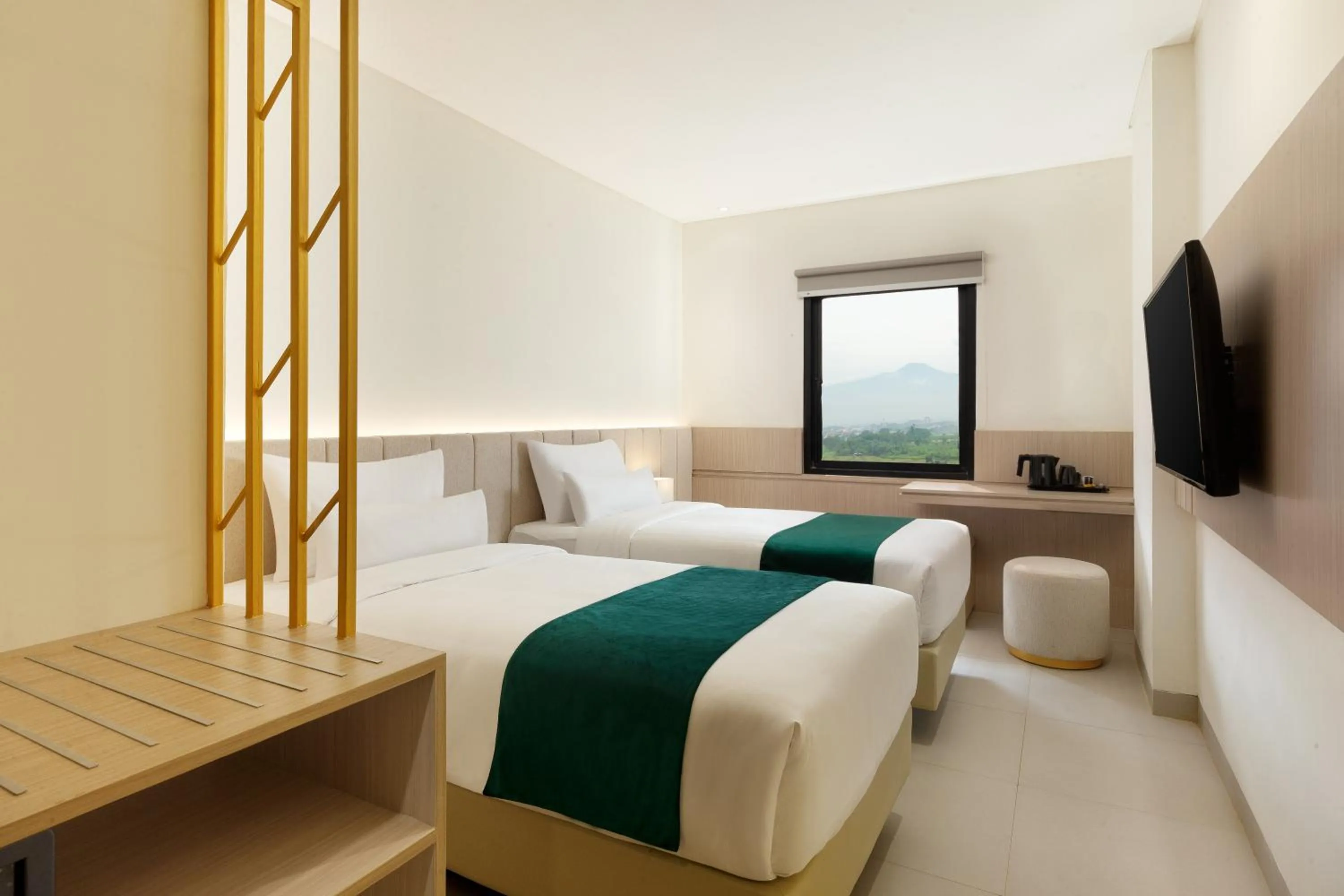 Bed in Elsotel Purwokerto By Daphna Management