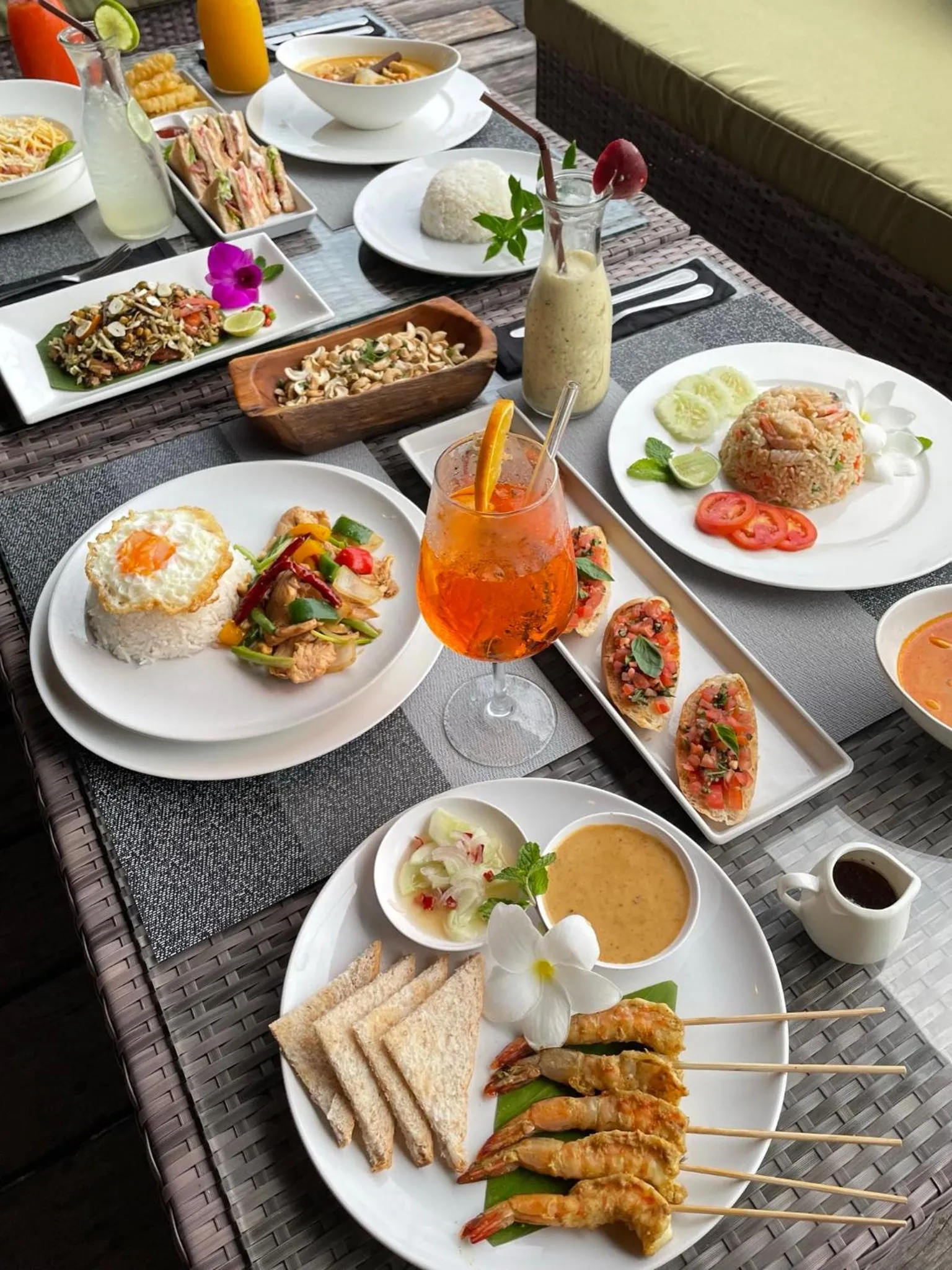 Restaurant/places to eat in Cede Boutique Beach Resort