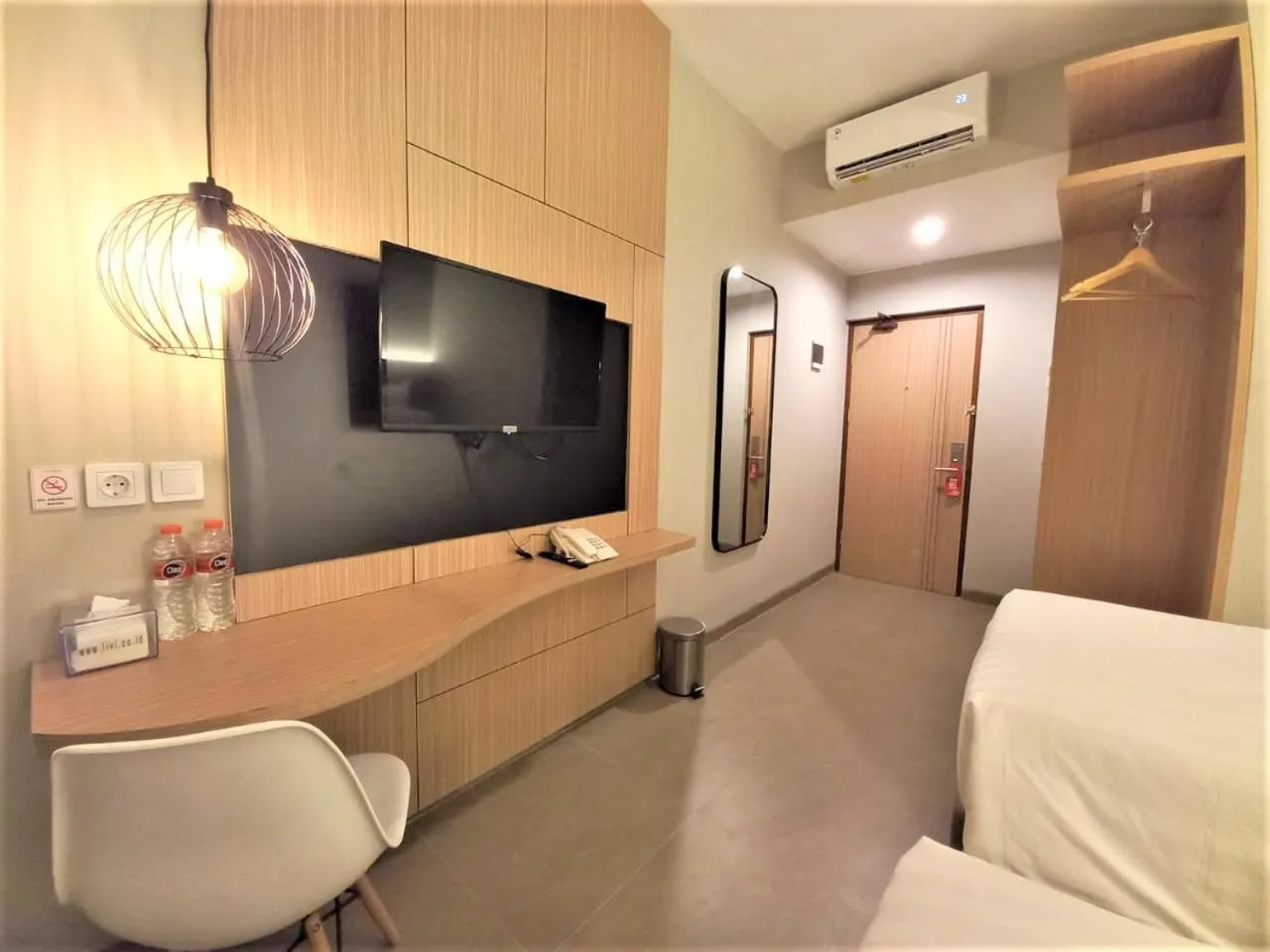 Bed in Front One King Hotel Tuban