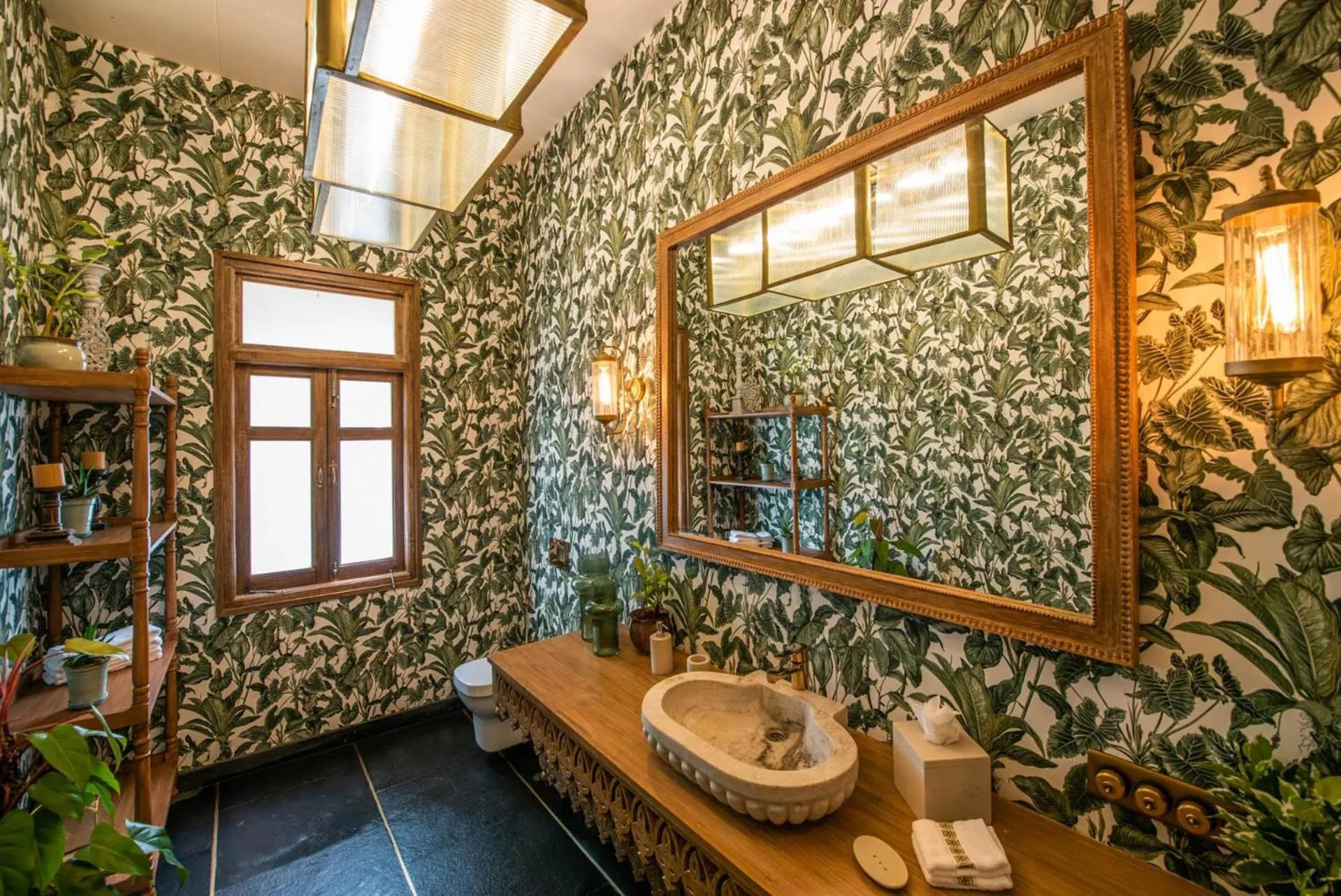 Bathroom in LohonoStays Estate de Escobar