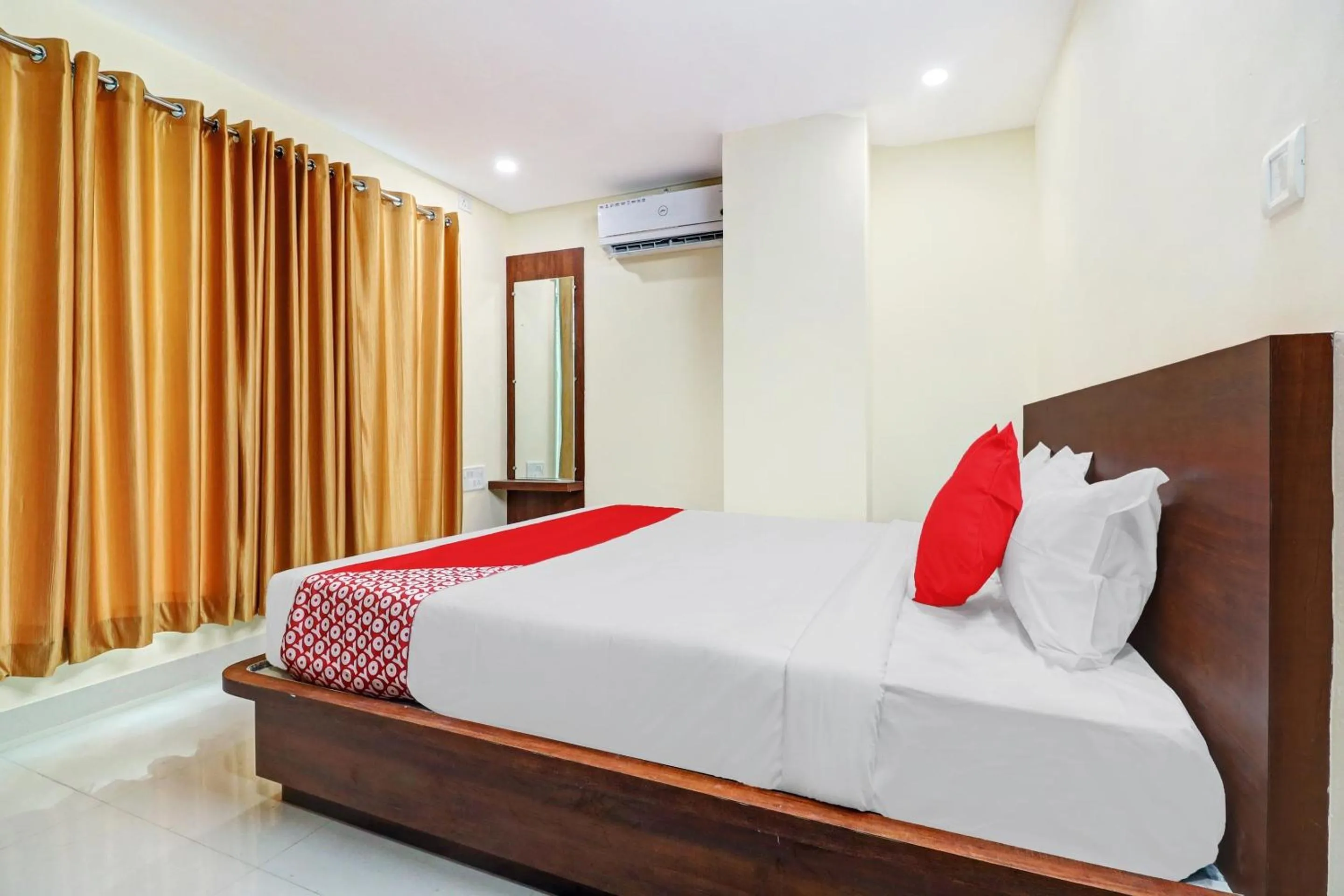 Bedroom, Bed in Hotel O Silver House Near Mantri Square Mall