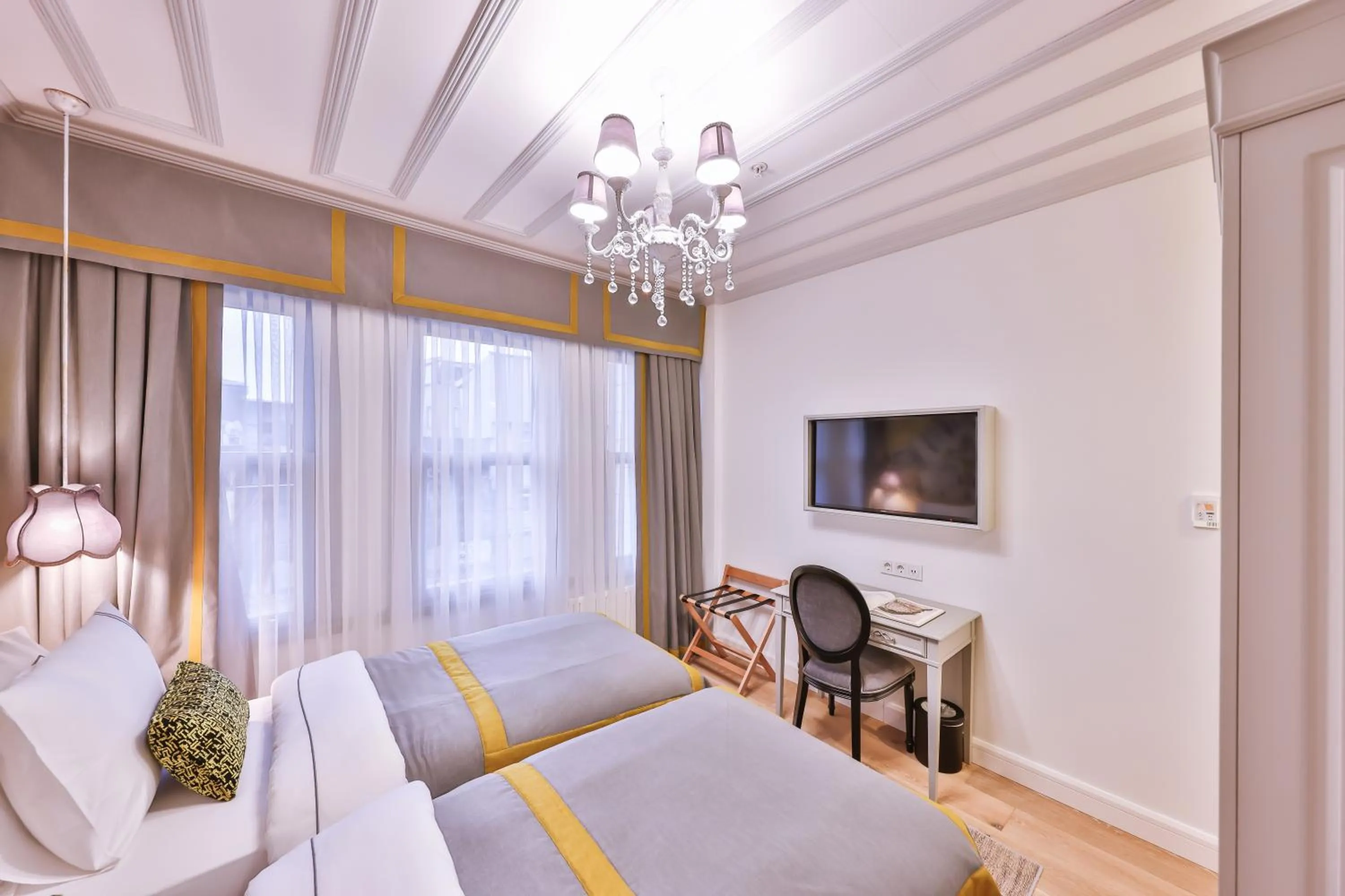 Bedroom, Bed in 9 Doors Hotel