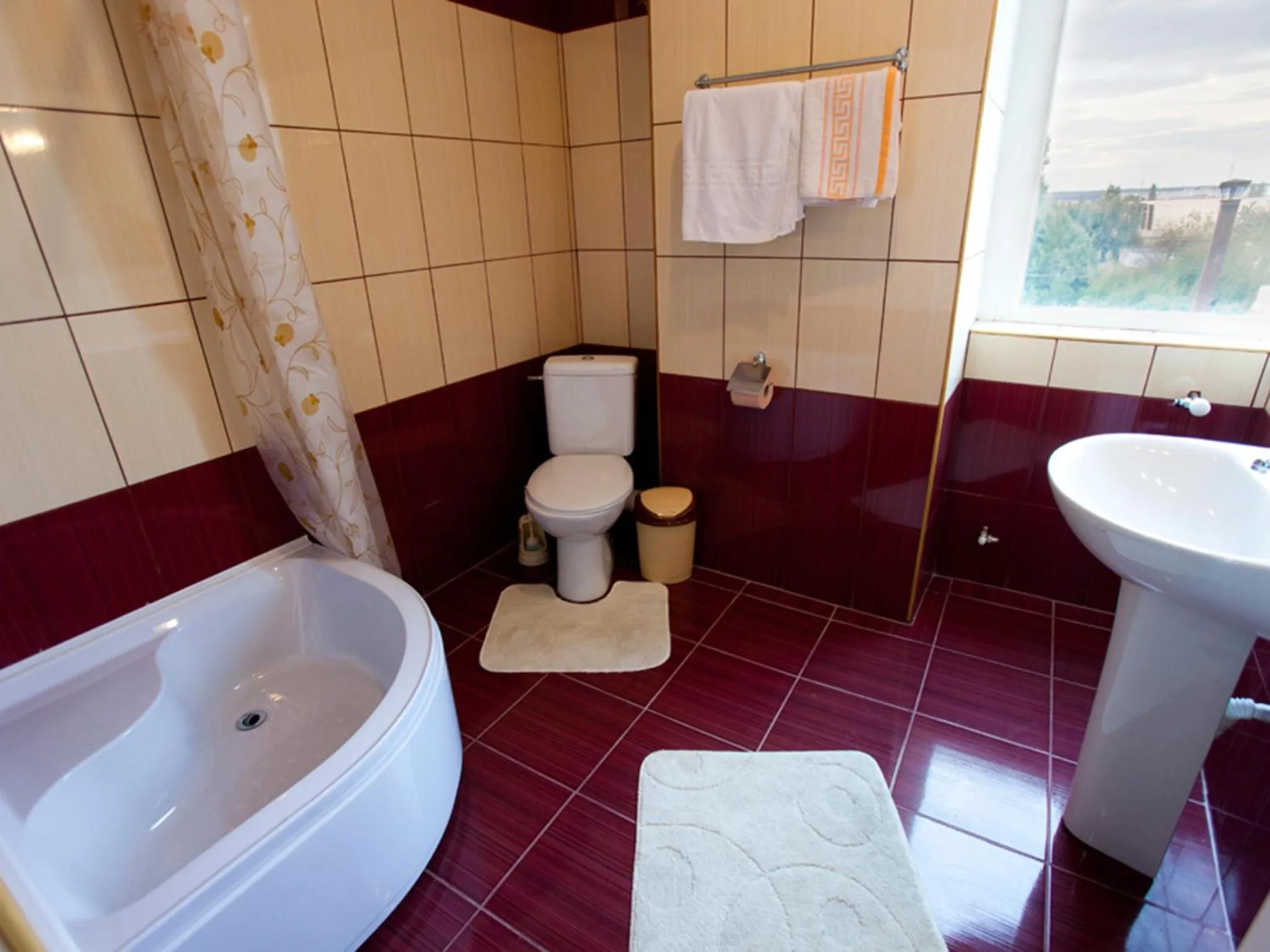 Day, Bathroom in Hotel La Gil