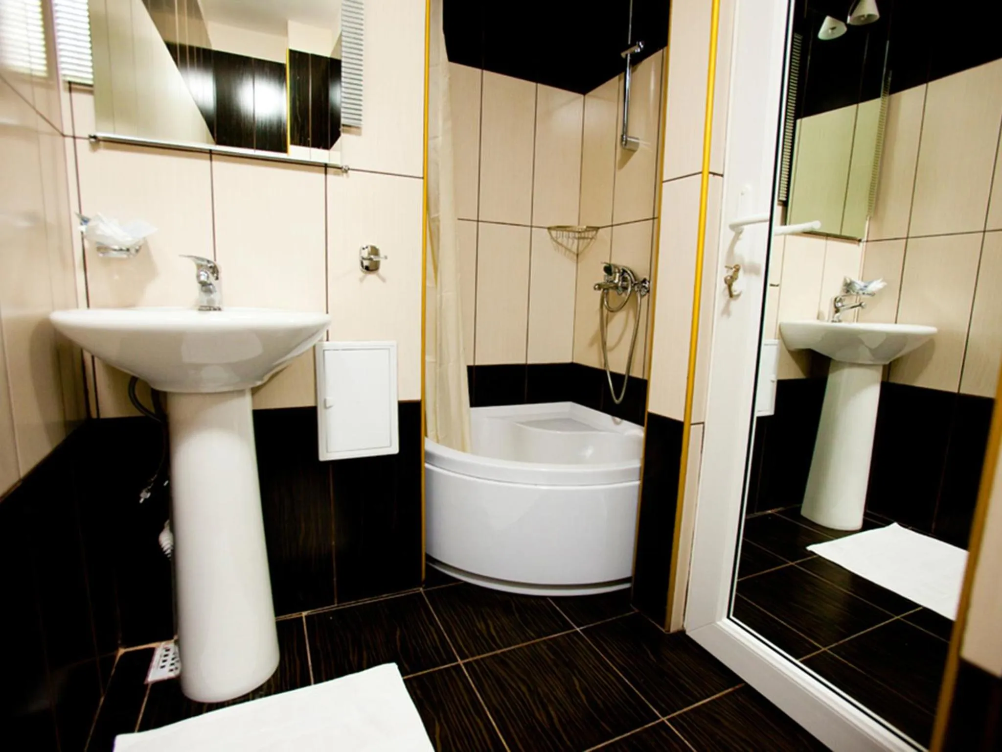 Bathroom in Hotel La Gil