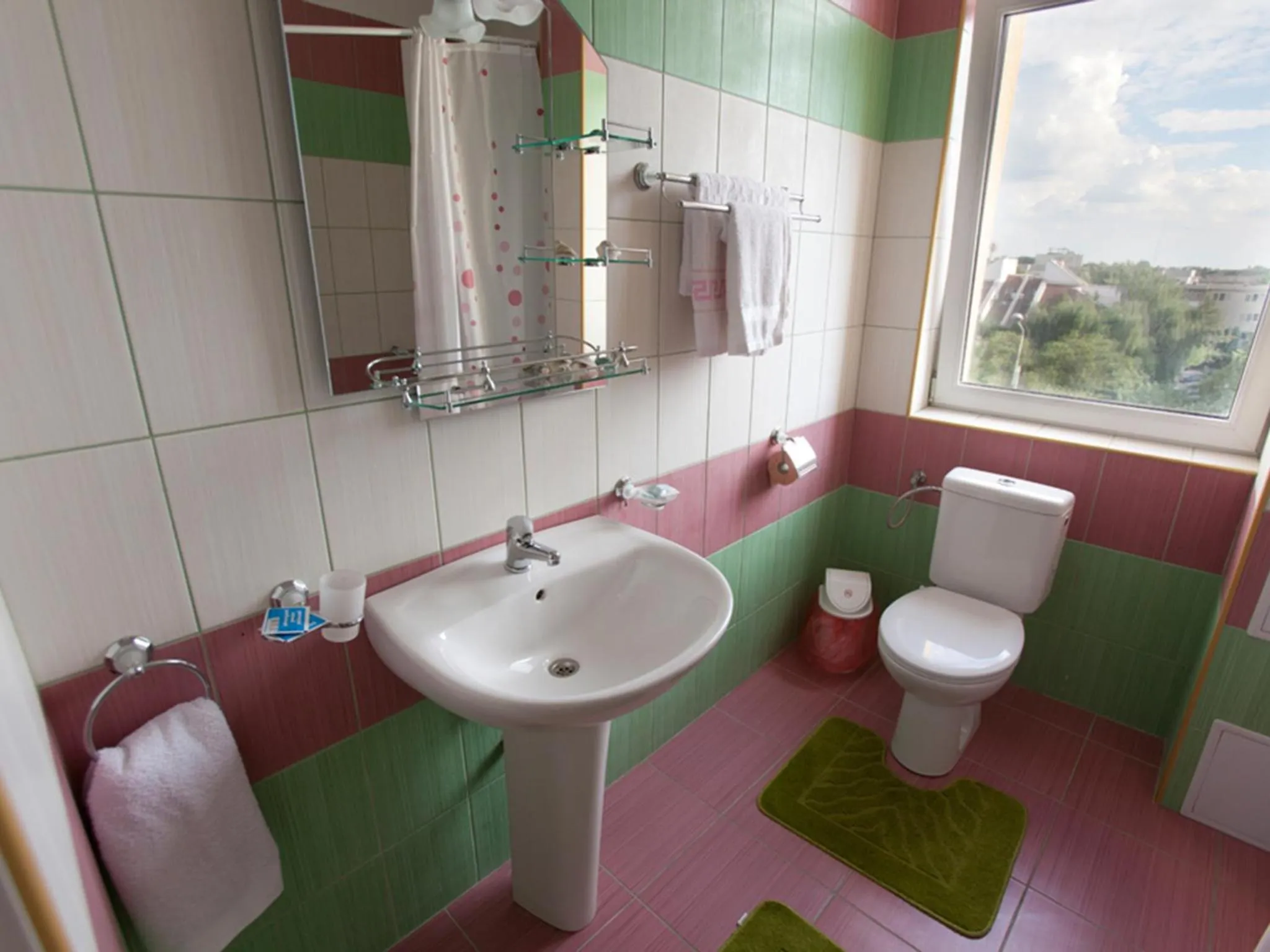 Day, Bathroom in Hotel La Gil