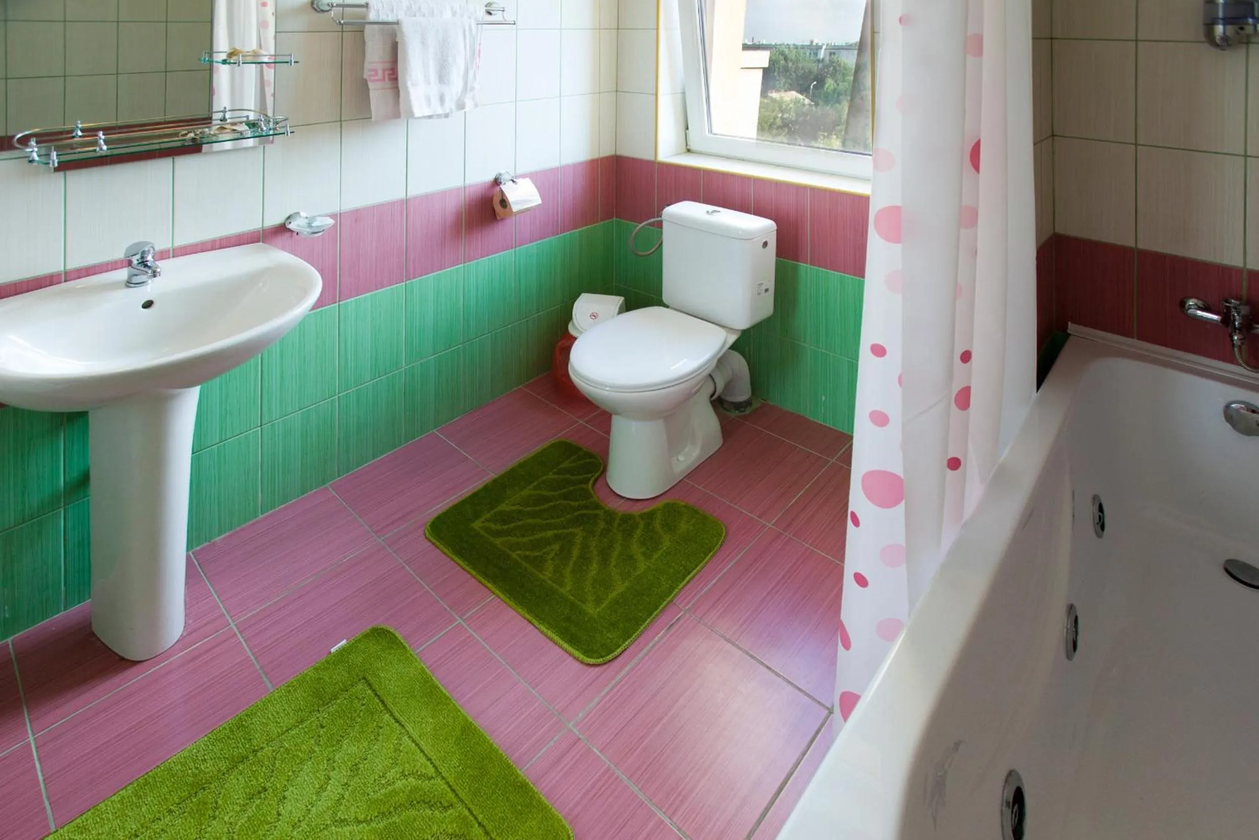 Day, Bathroom in Hotel La Gil