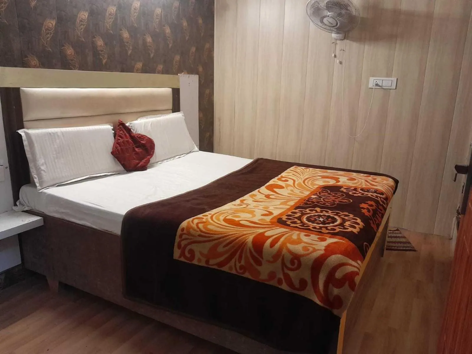 Bedroom, Bed in Hotel O Amantran View