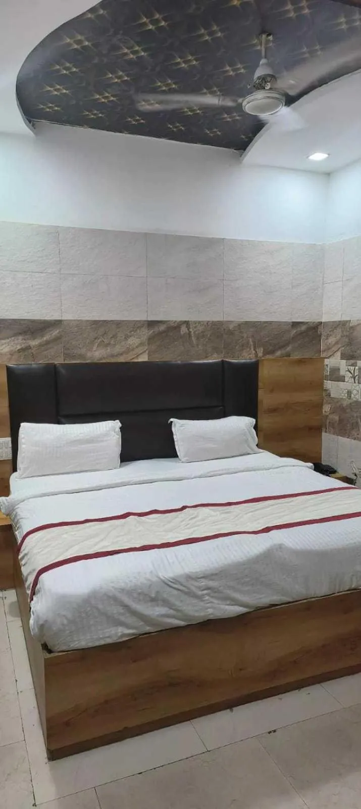 Bedroom, Bed in Hotel O Amantran View