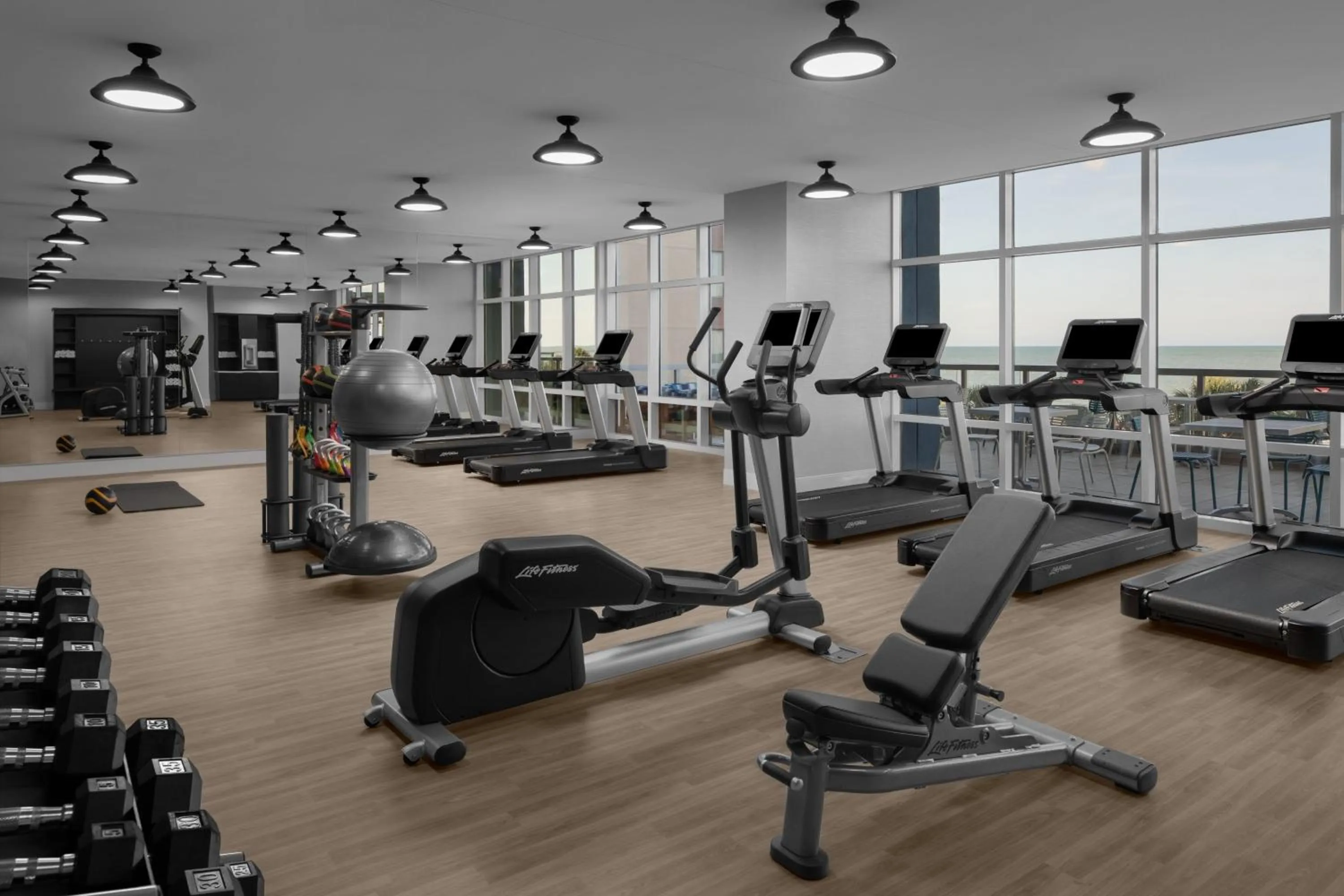 Fitness centre/facilities in Courtyard by Marriott Myrtle Beach Oceanfront