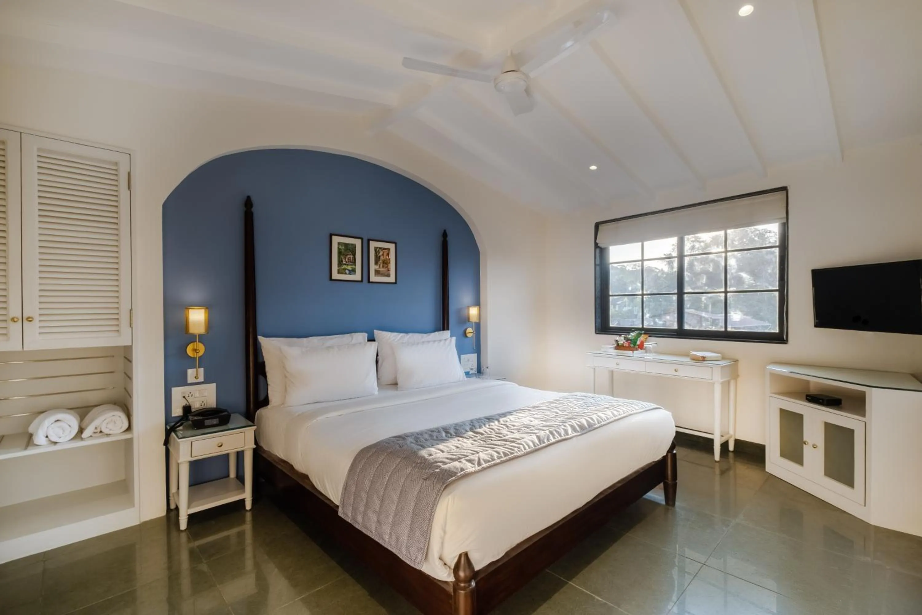 View (from property/room), Bed in O Pierre - Fontainhas