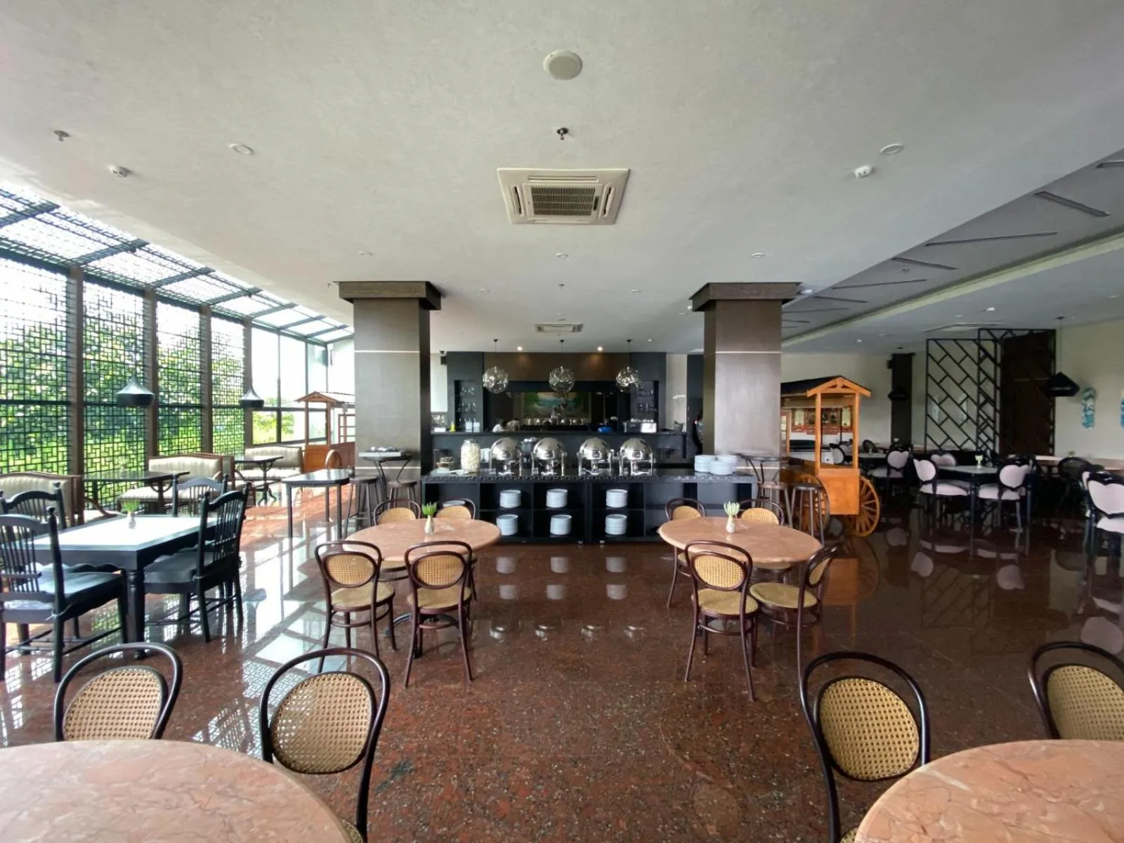 Lounge or bar in Hotel Eastern Bojonegoro