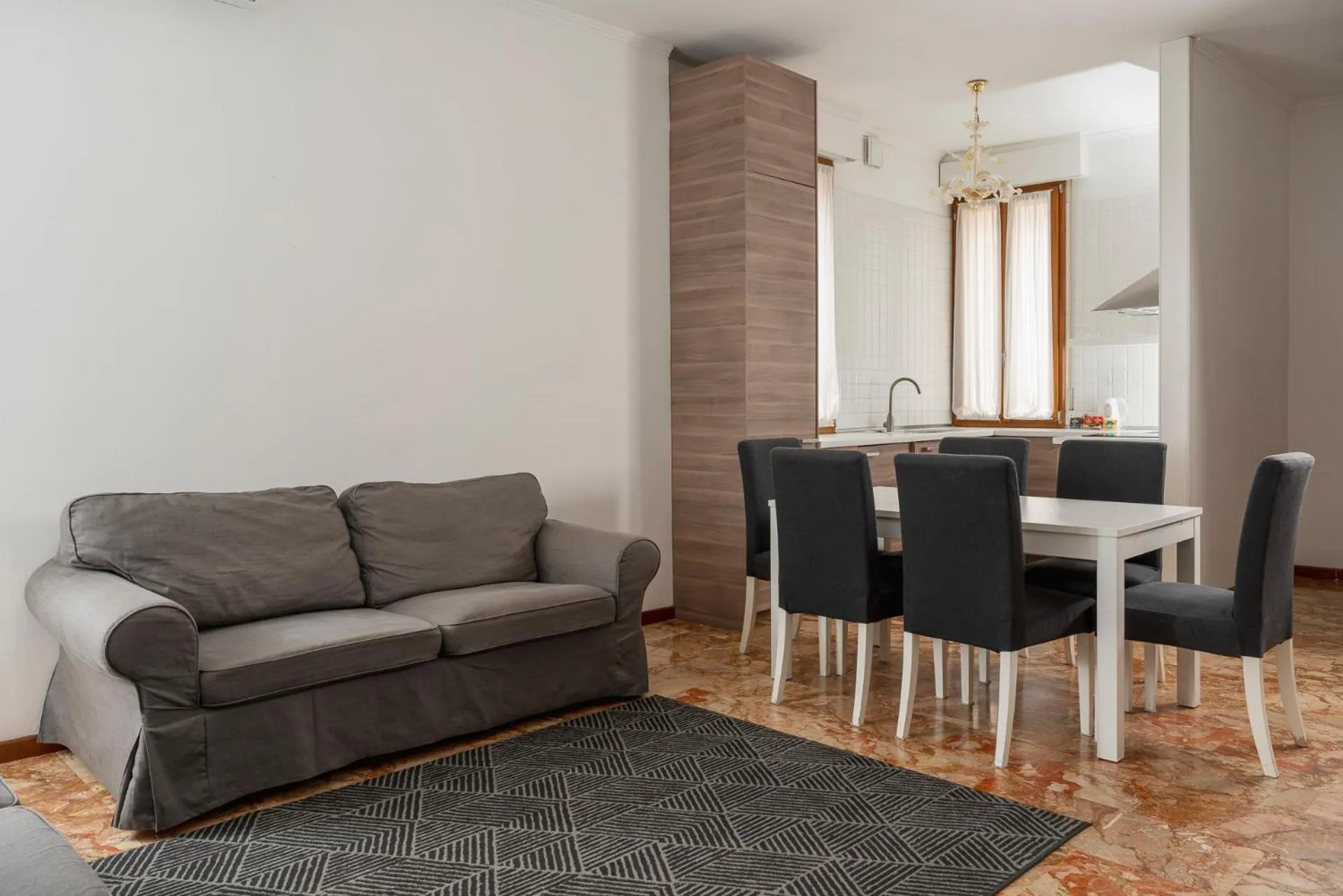 Dining area in Hotel Montecarlo