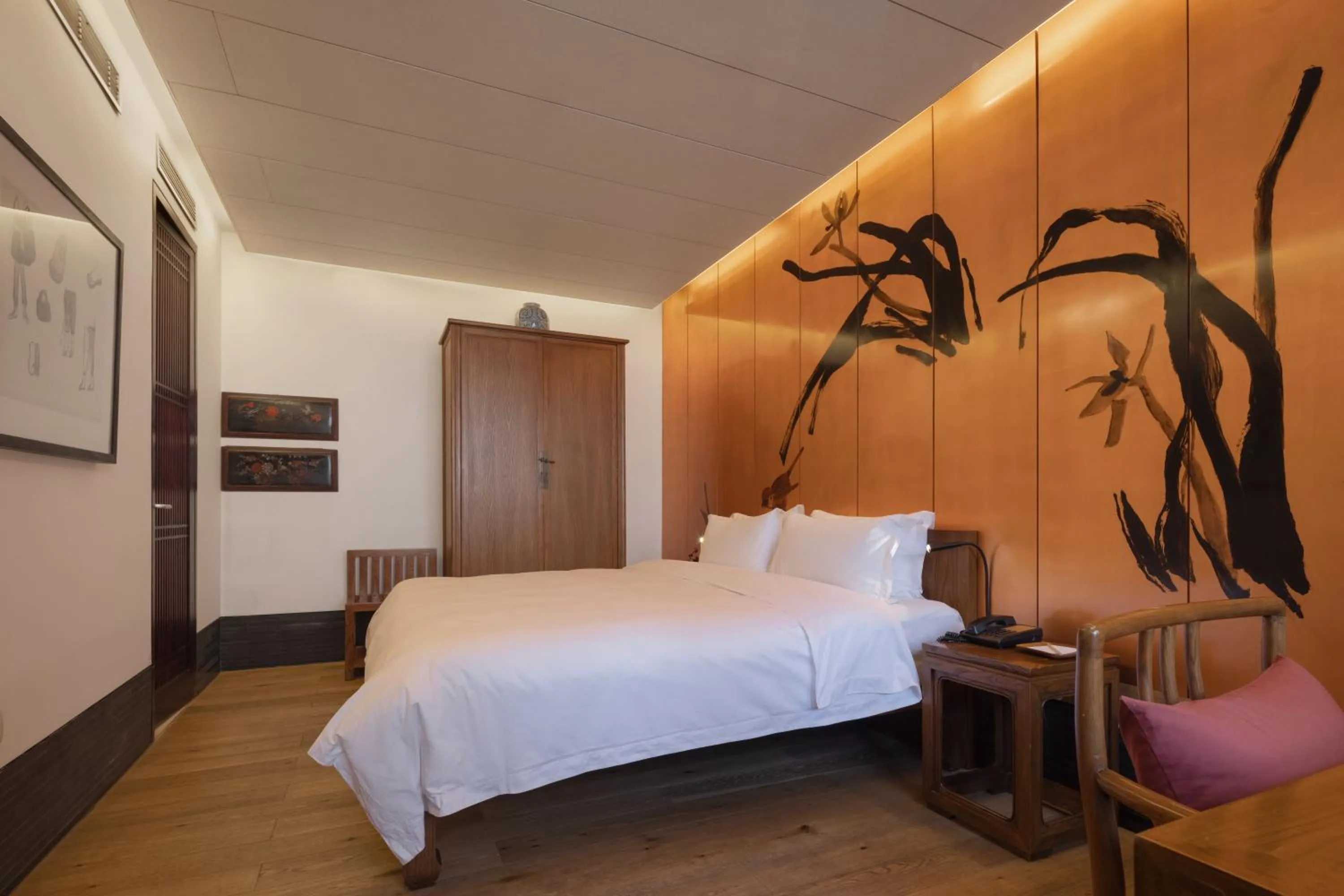 Bed in Jing's Residence Pingyao