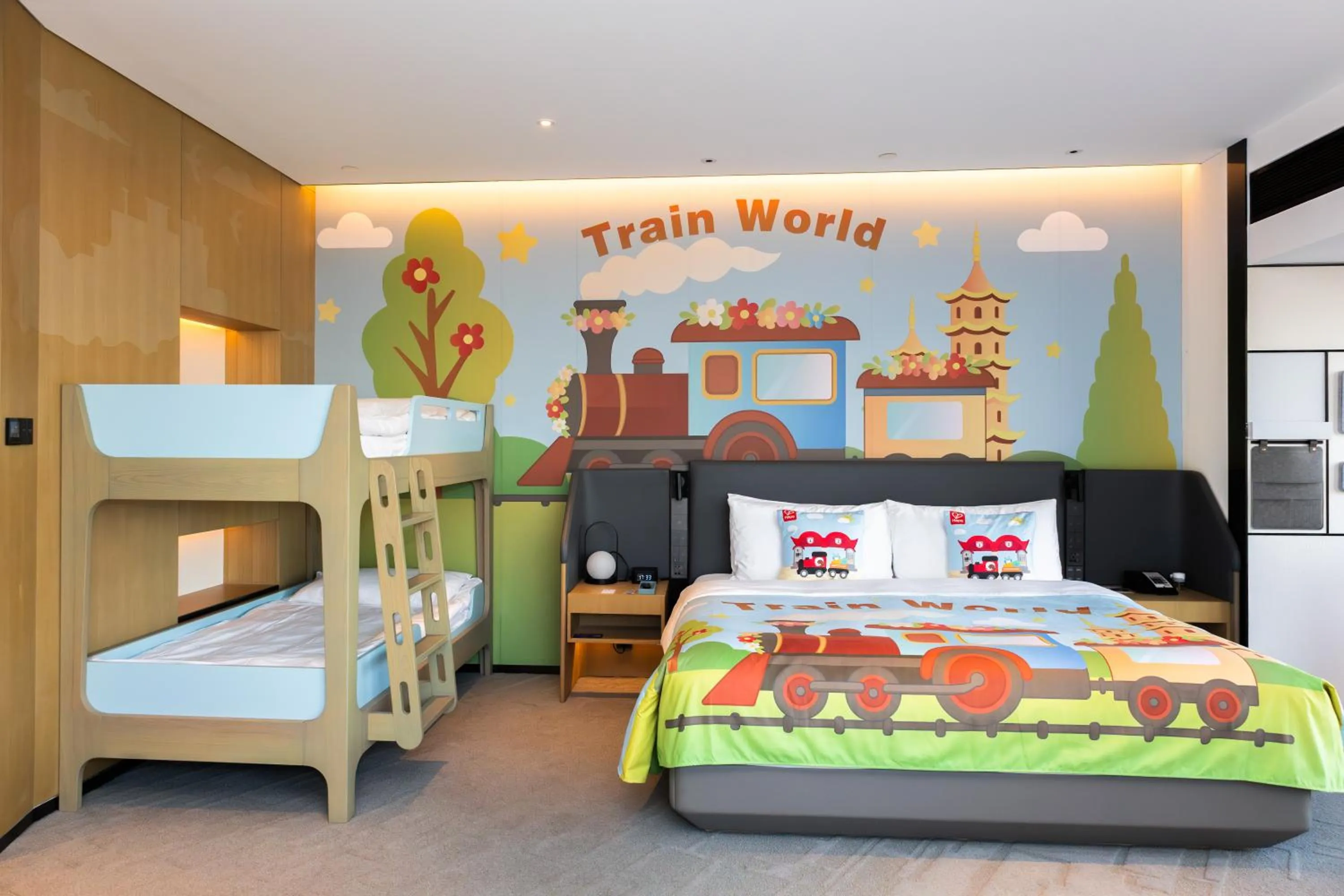 Bedroom, Bed in Crowne Plaza Quanzhou Riverview by IHG