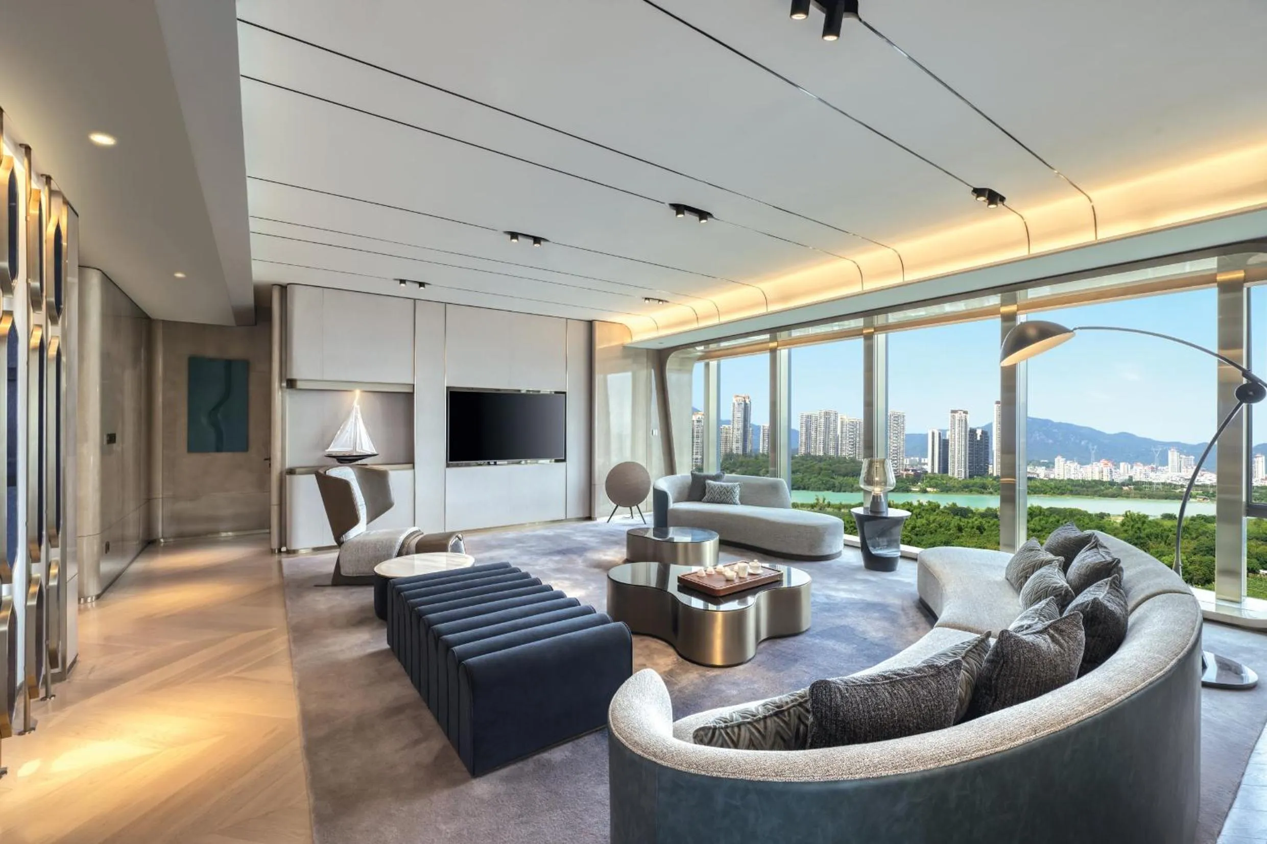 Photo of the whole room in Crowne Plaza Quanzhou Riverview by IHG