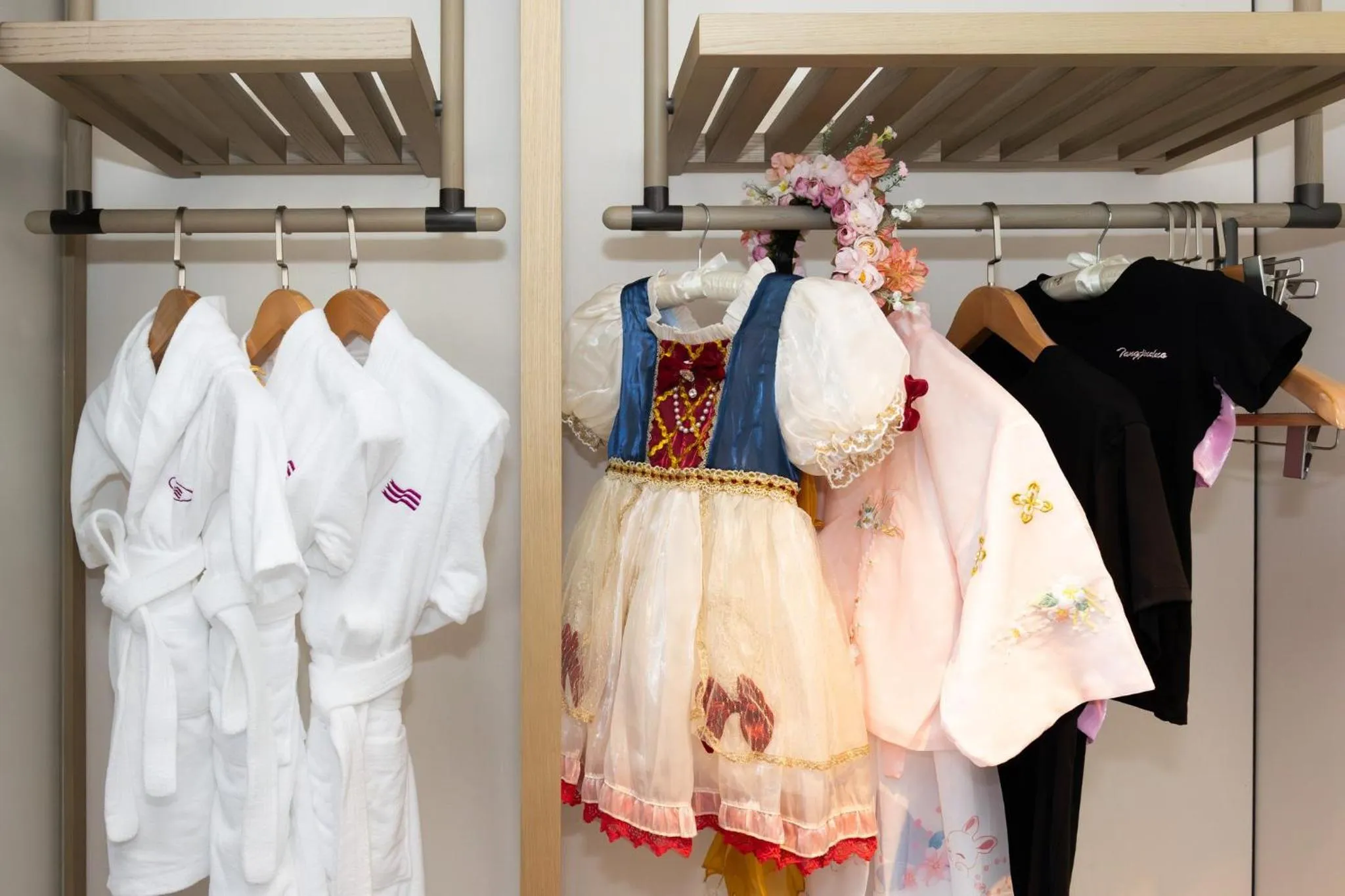 Photo of the whole room in Crowne Plaza Quanzhou Riverview by IHG