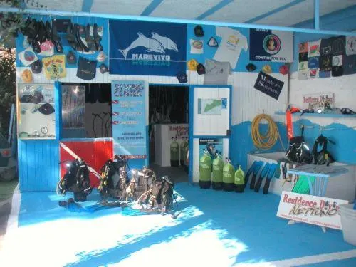 On-site shops in Villaggio Residence Nettuno