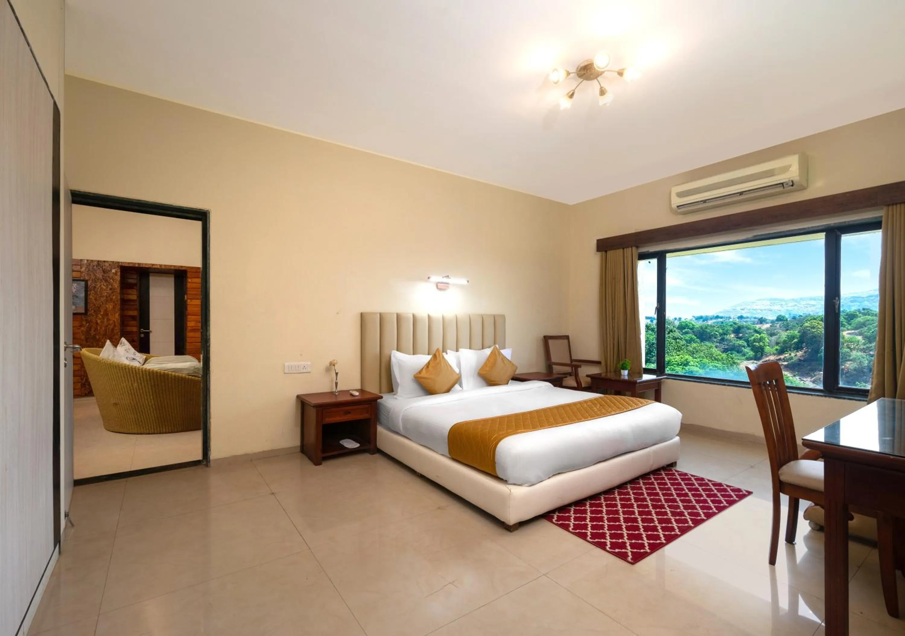 Bedroom, Bed in Camel Valley Resort & Spa, Igatpuri