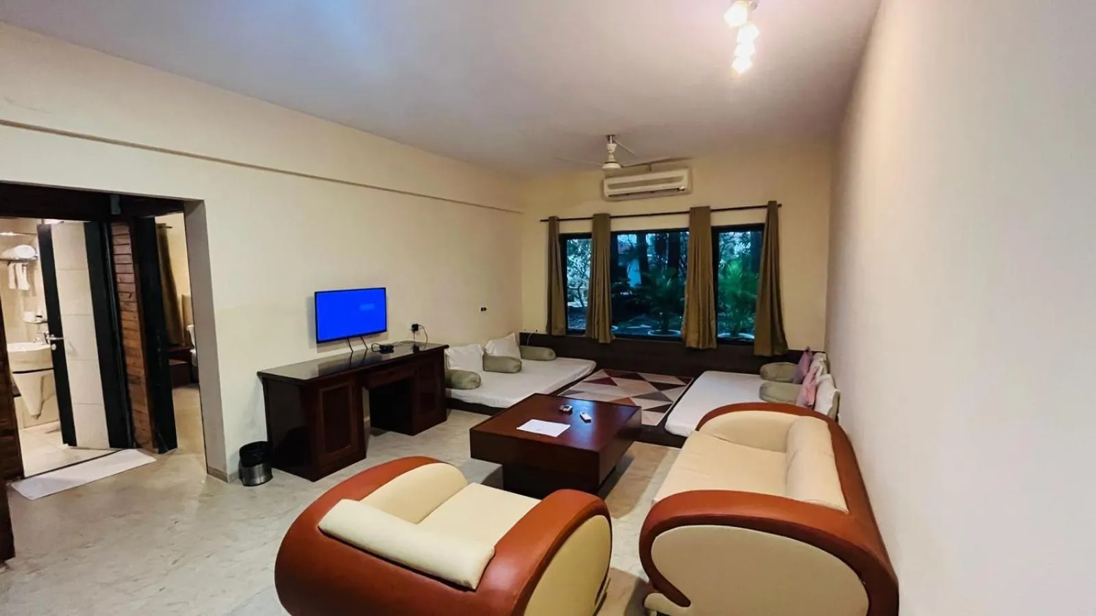 Living room in Camel Valley Resort & Spa, Igatpuri
