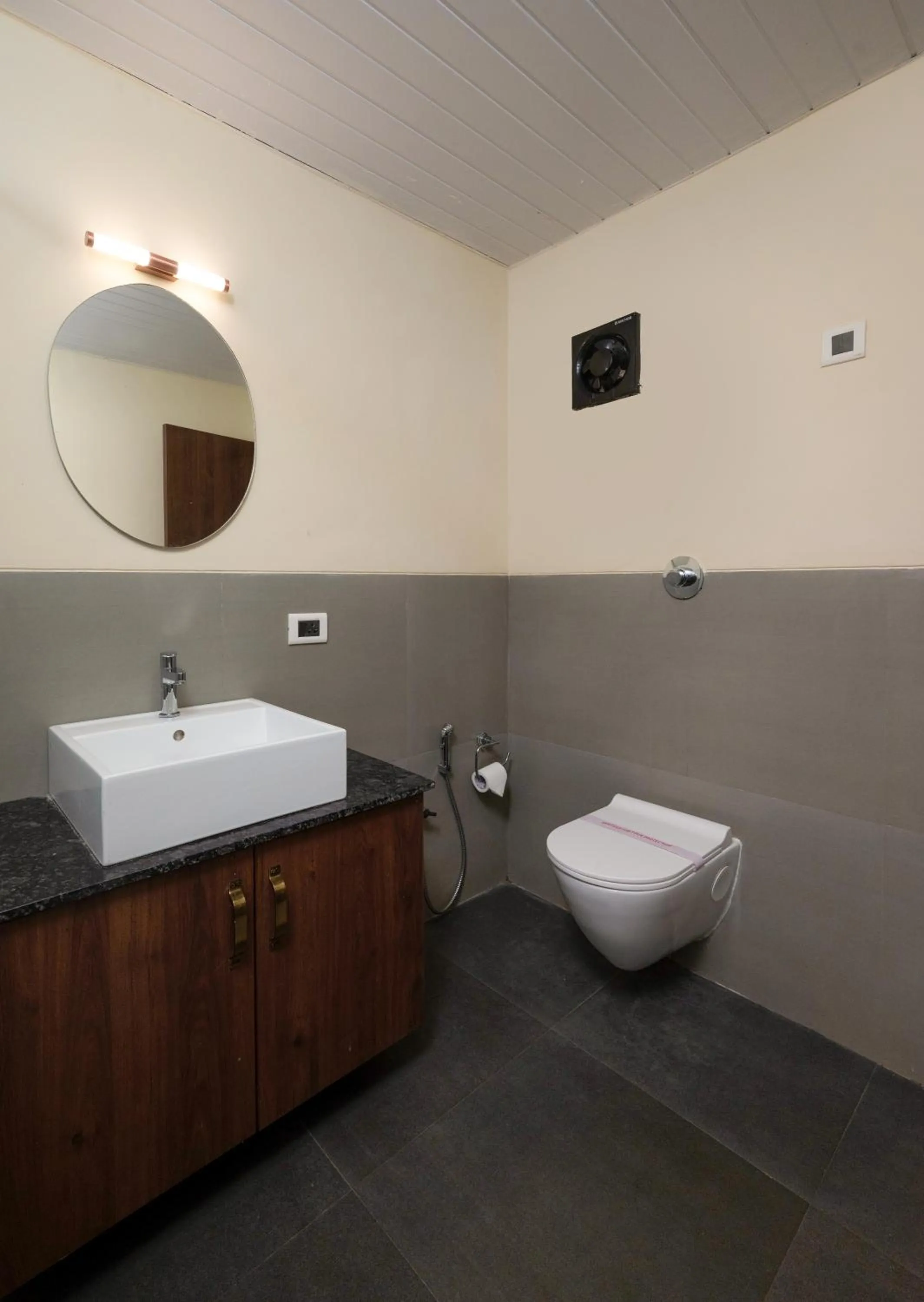Bathroom in Camel Valley Resort & Spa, Igatpuri