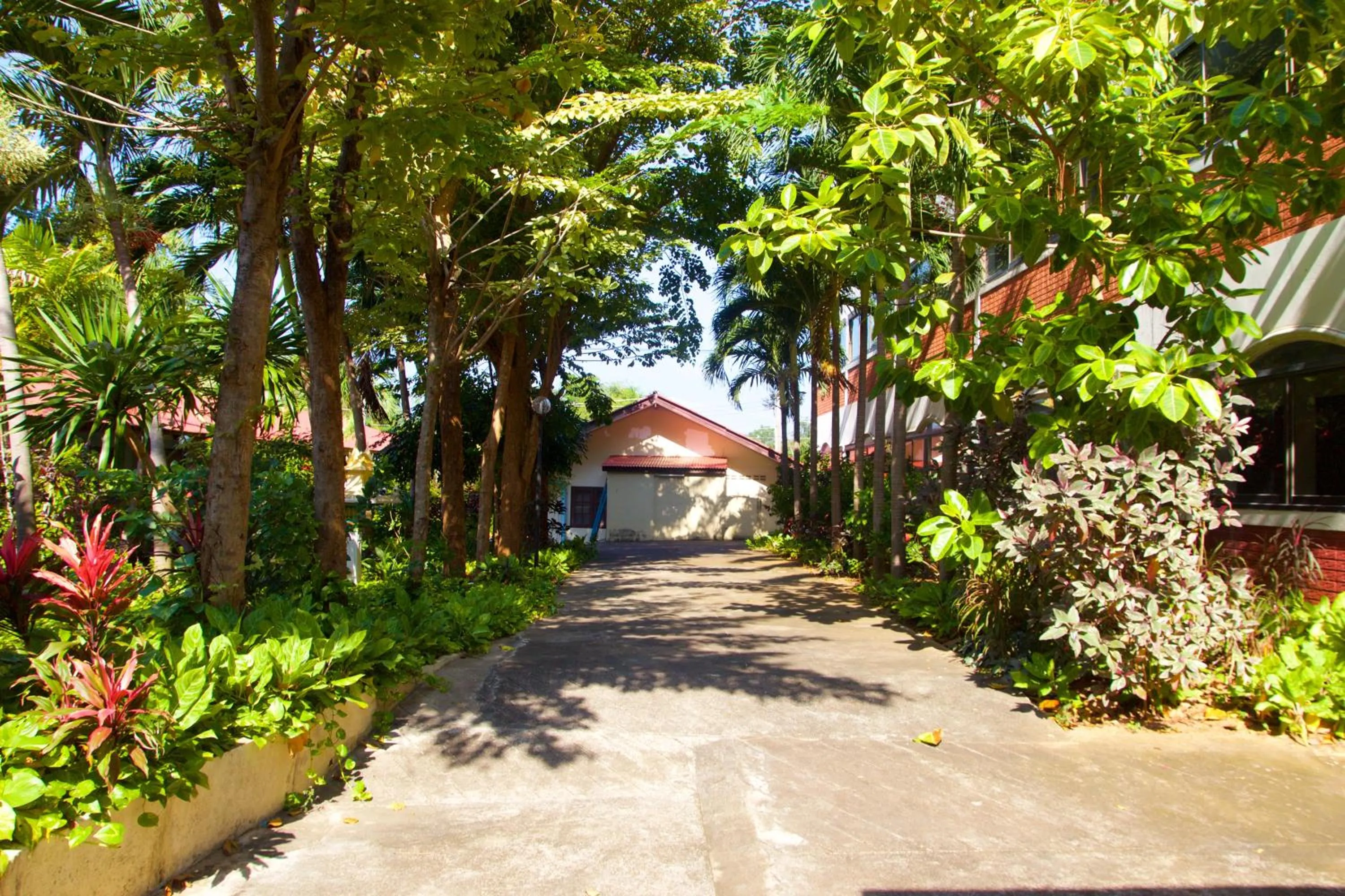 On site in Sichang Shine Khao Resort