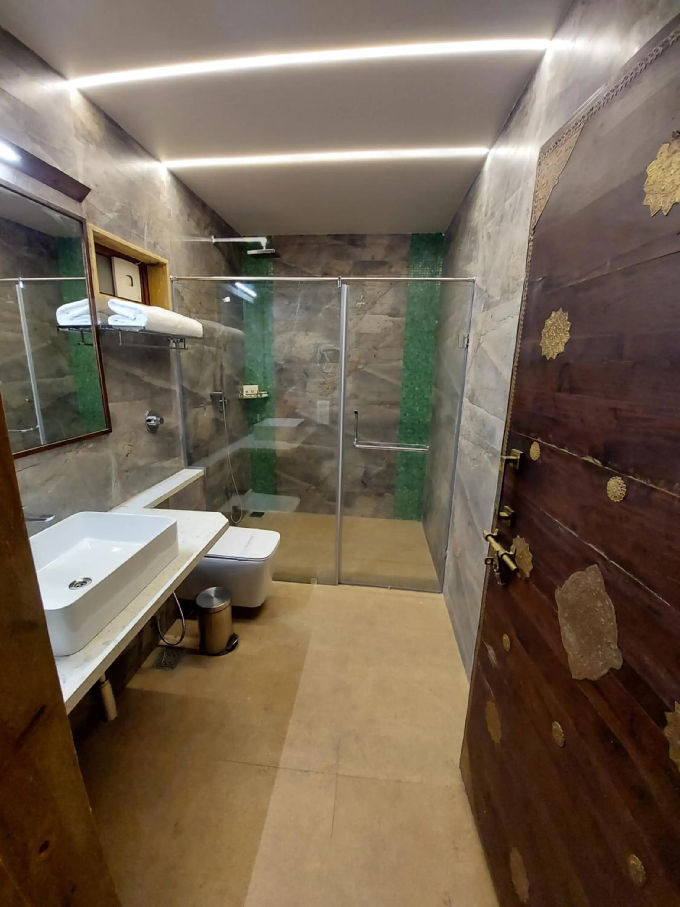Bathroom in Vikrama Heritage Resort Pavagadh