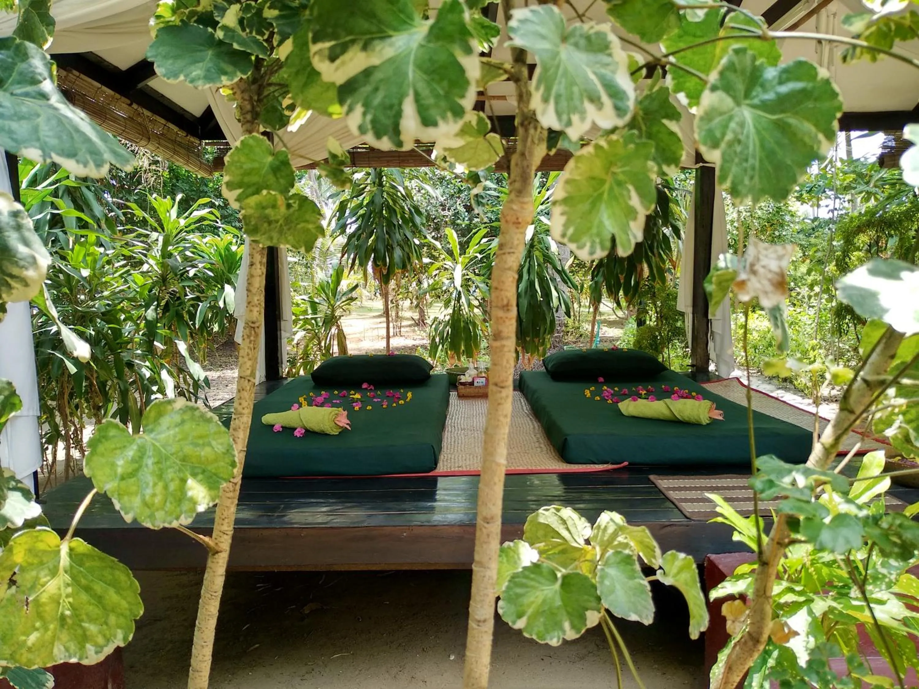 Spa and wellness centre/facilities in Emerald Sea Resort