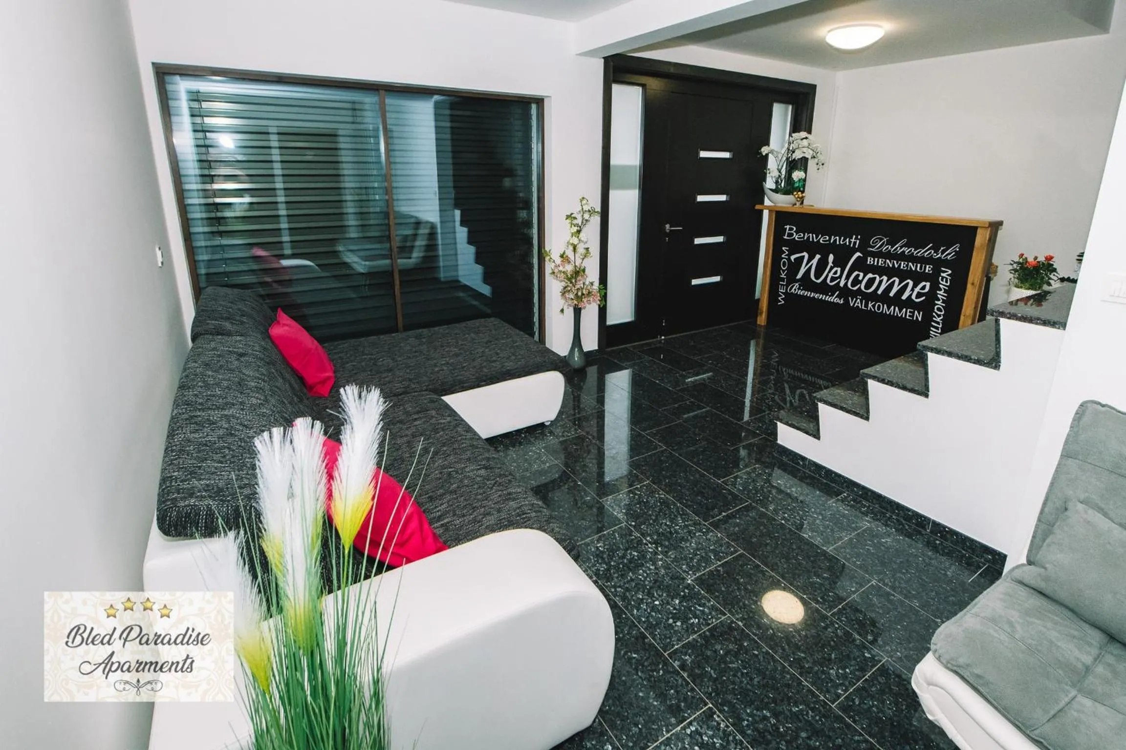 Lobby or reception in Wellness Paradise Apartment