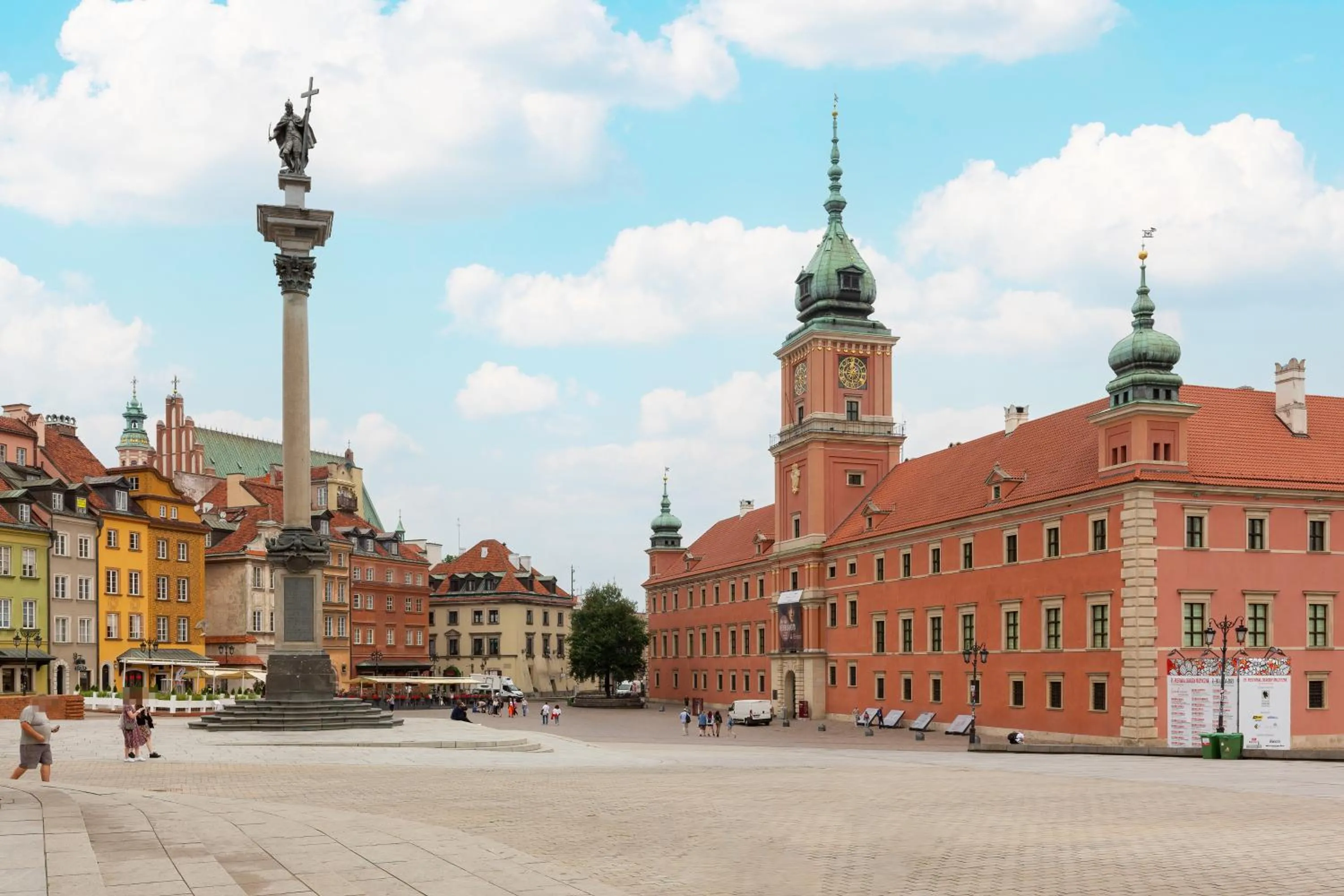Nearby landmark in Apartament przy Placu Zamkowym by Noclegi Renters