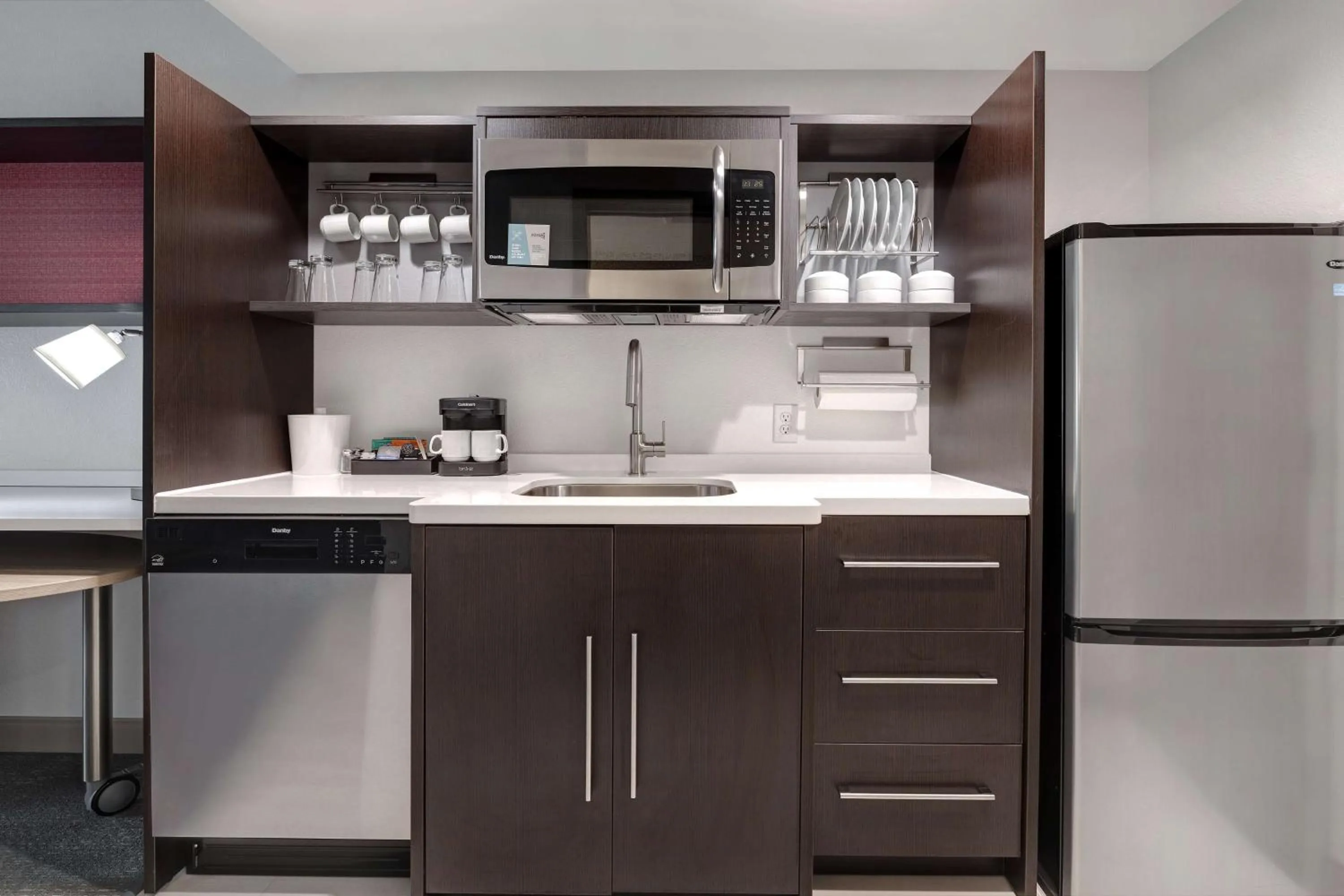 Kitchen or kitchenette in Home2 Suites By Hilton Wilkes-Barre
