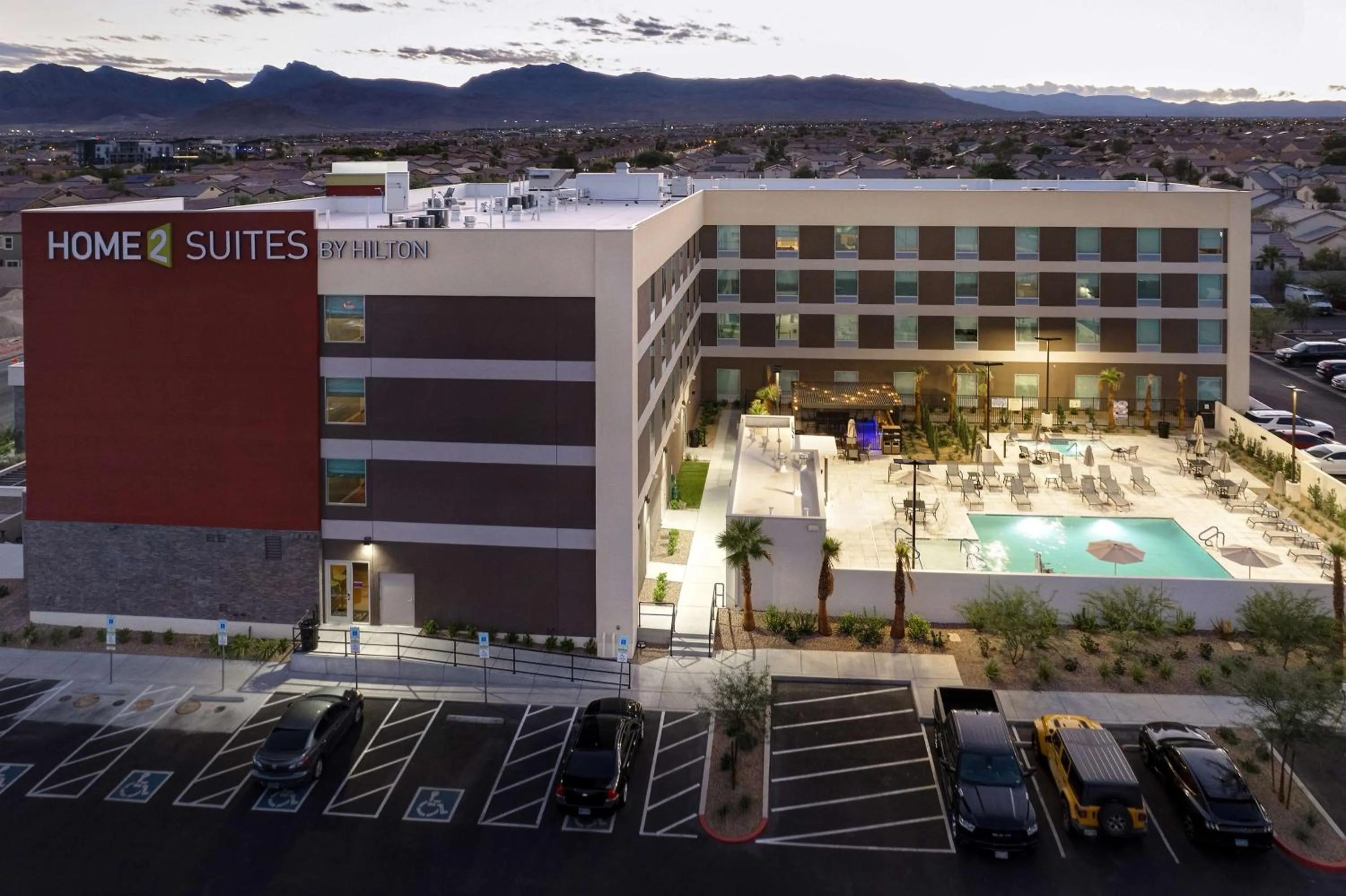 Property building in Home2 Suites By Hilton Las Vegas Northwest