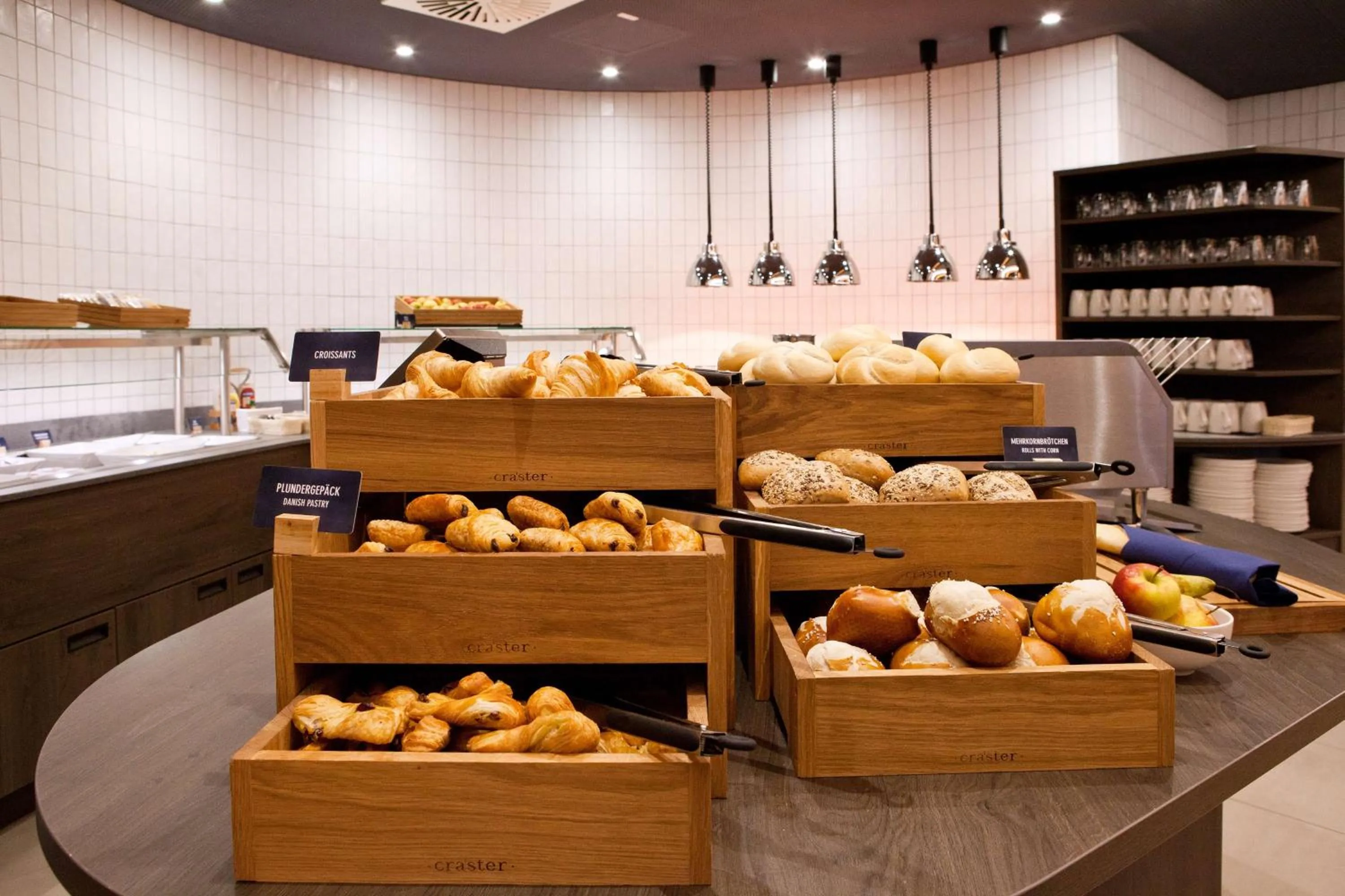 Breakfast in Hampton By Hilton Regensburg