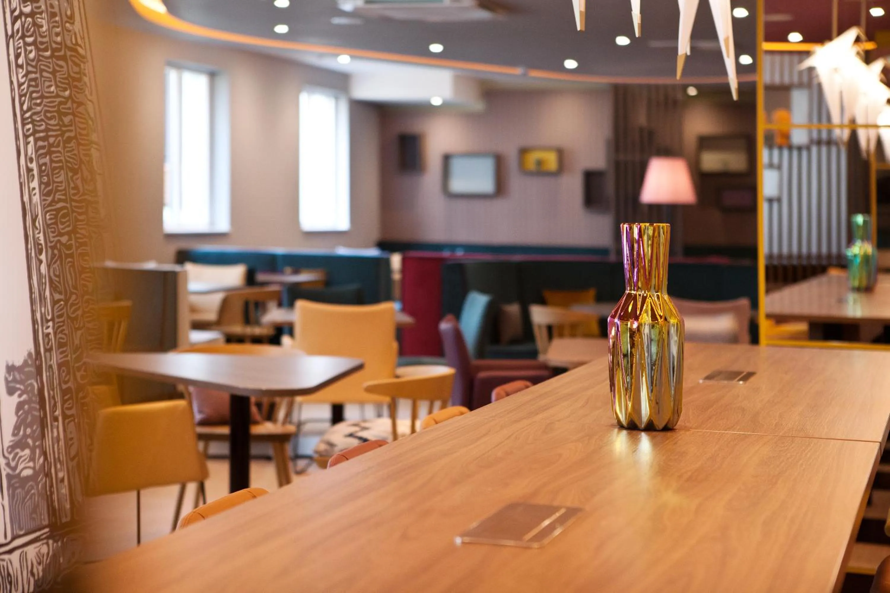 Lobby or reception in Hampton By Hilton Regensburg