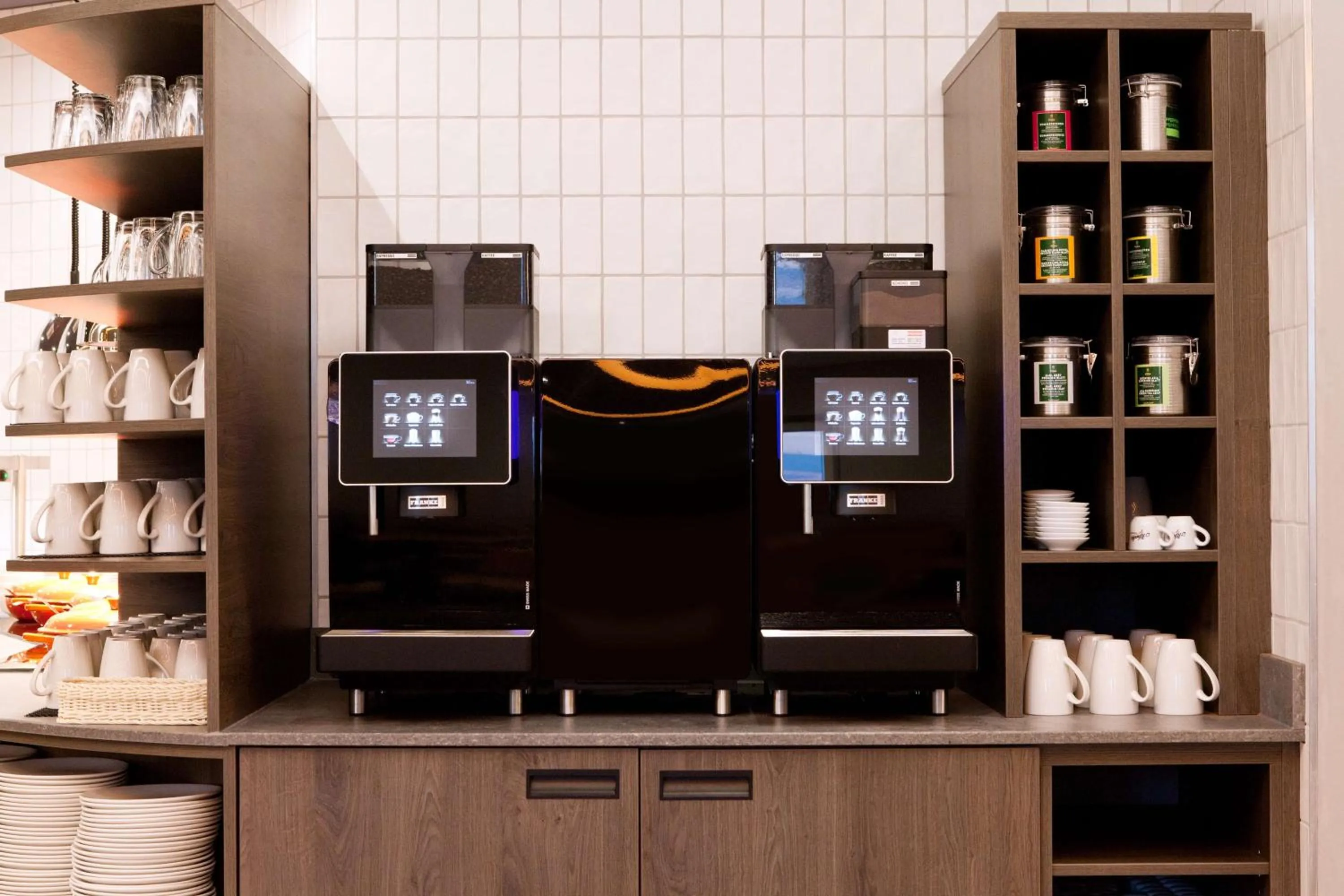 Dining area in Hampton By Hilton Regensburg