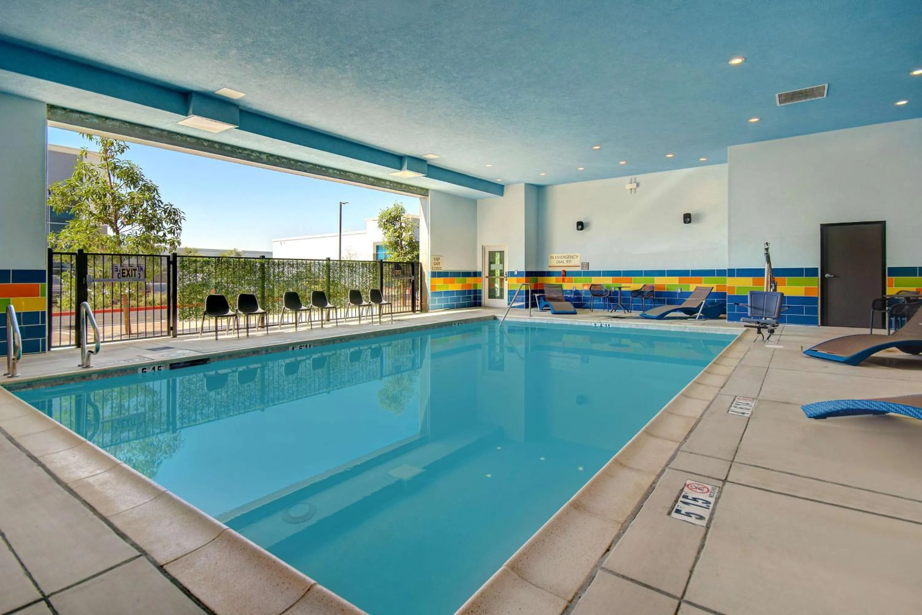 Pool view in Hampton Inn & Suites By Hilton Rancho Cucamonga