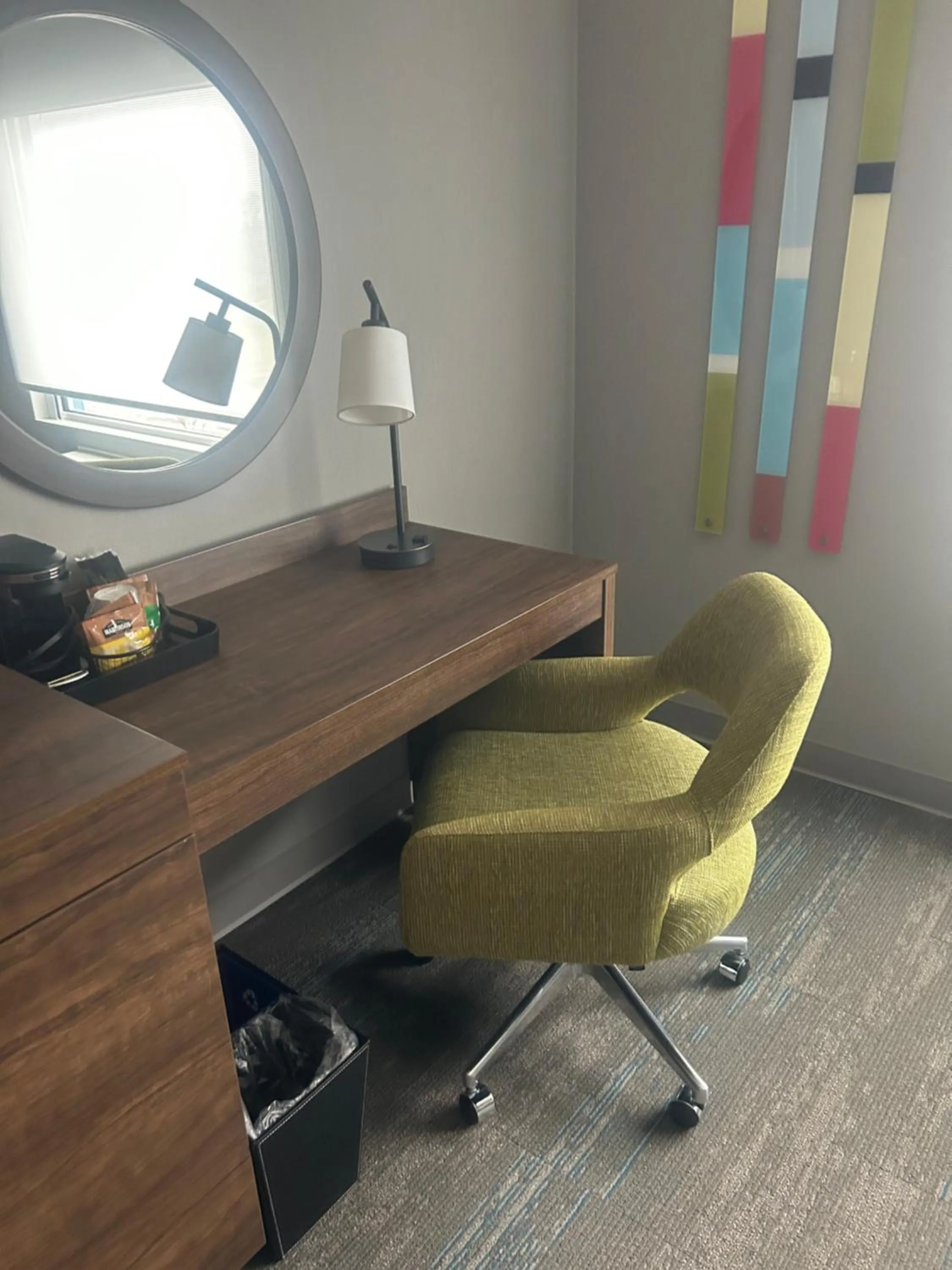 hair dresser in Hampton Inn By Hilton Kingston