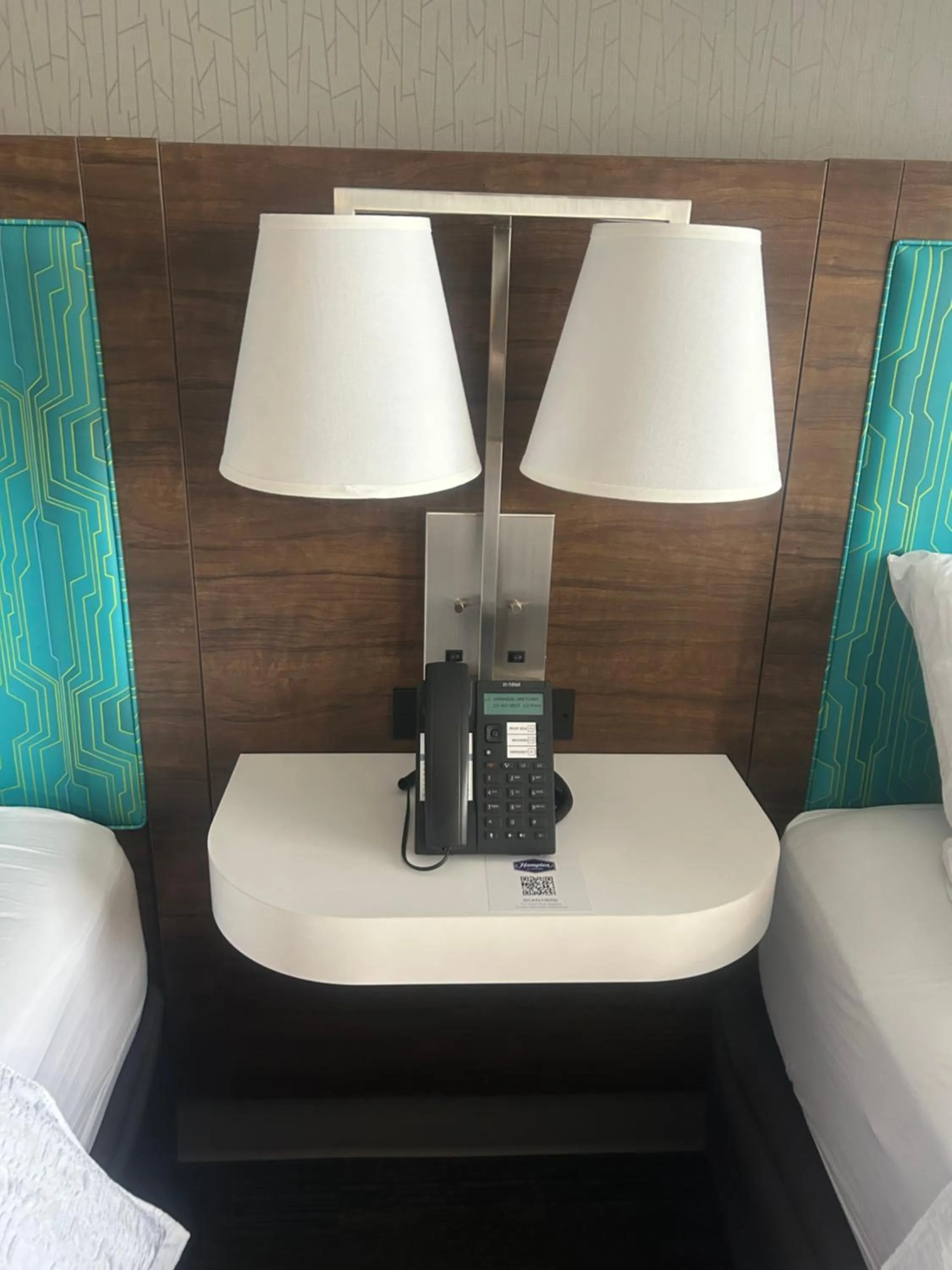 Bedroom in Hampton Inn By Hilton Kingston