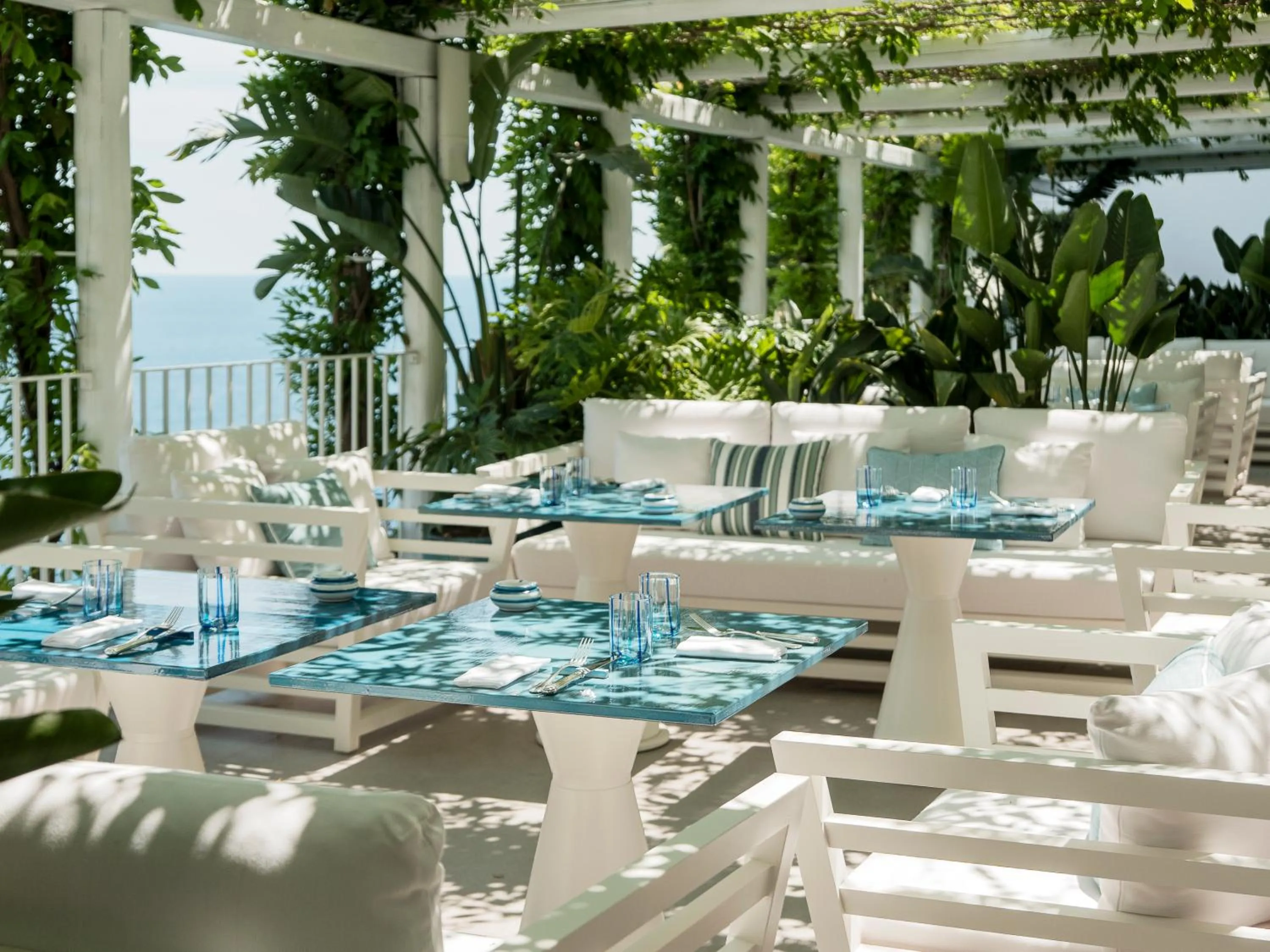 Restaurant/places to eat in Hotel Miramalfi